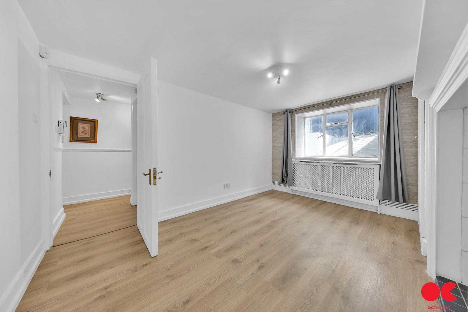 2 bed flat to rent in Bazely Street, London  - Property Image 4