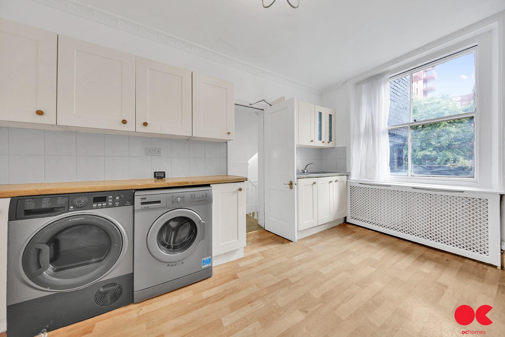 2 bed flat to rent in Bazely Street, London  - Property Image 14