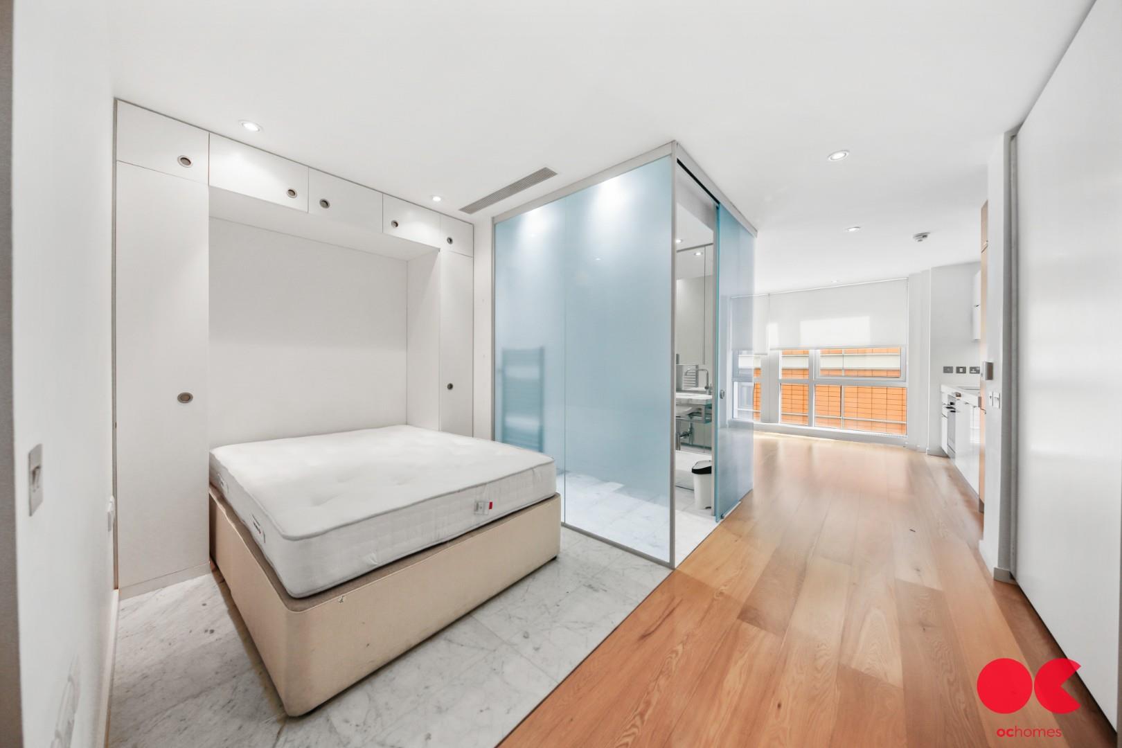 Studio flat to rent in Fairmont Avenue, London  - Property Image 2