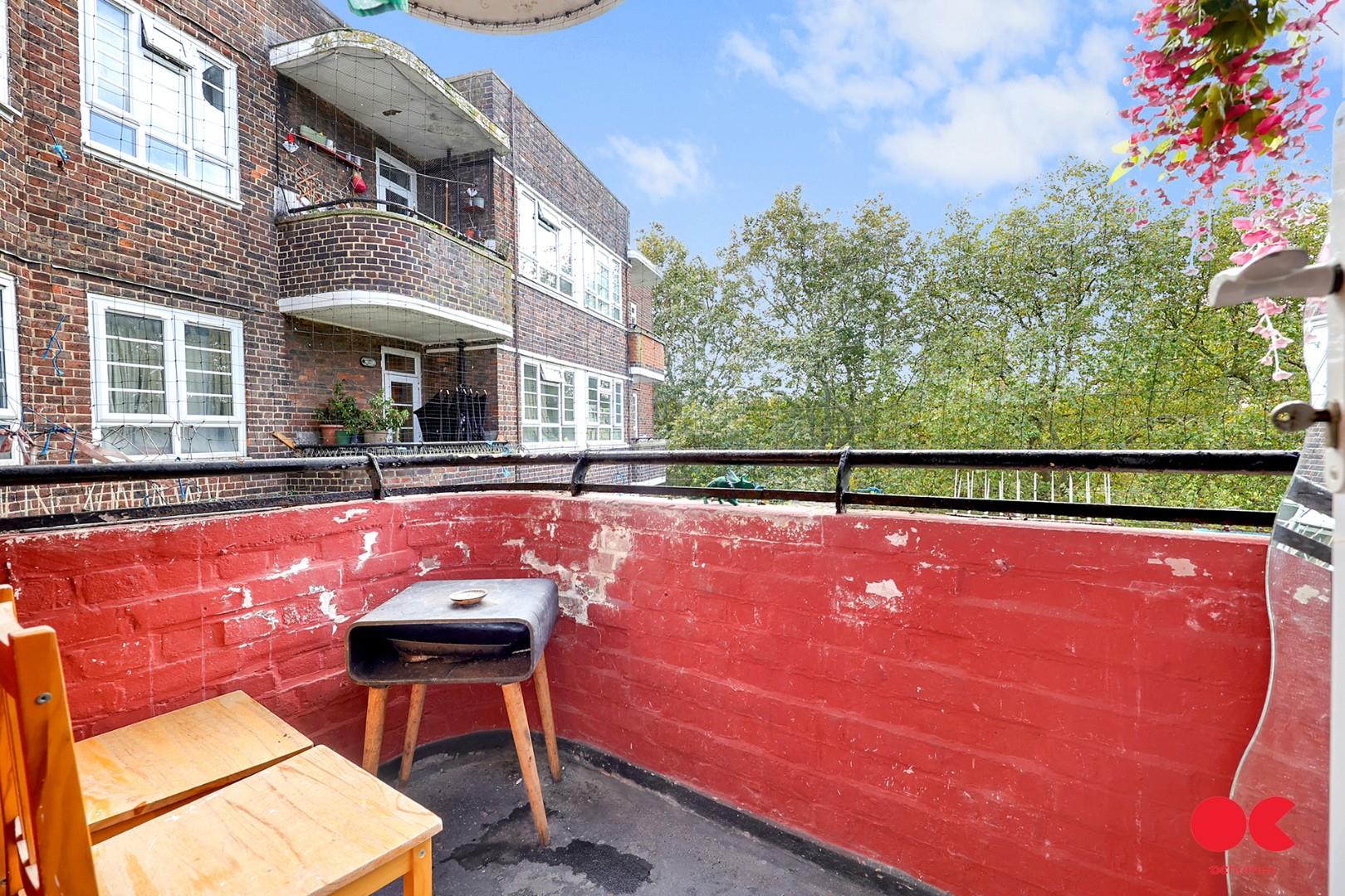 3 bed flat to rent in Gascoyne Road, London  - Property Image 13