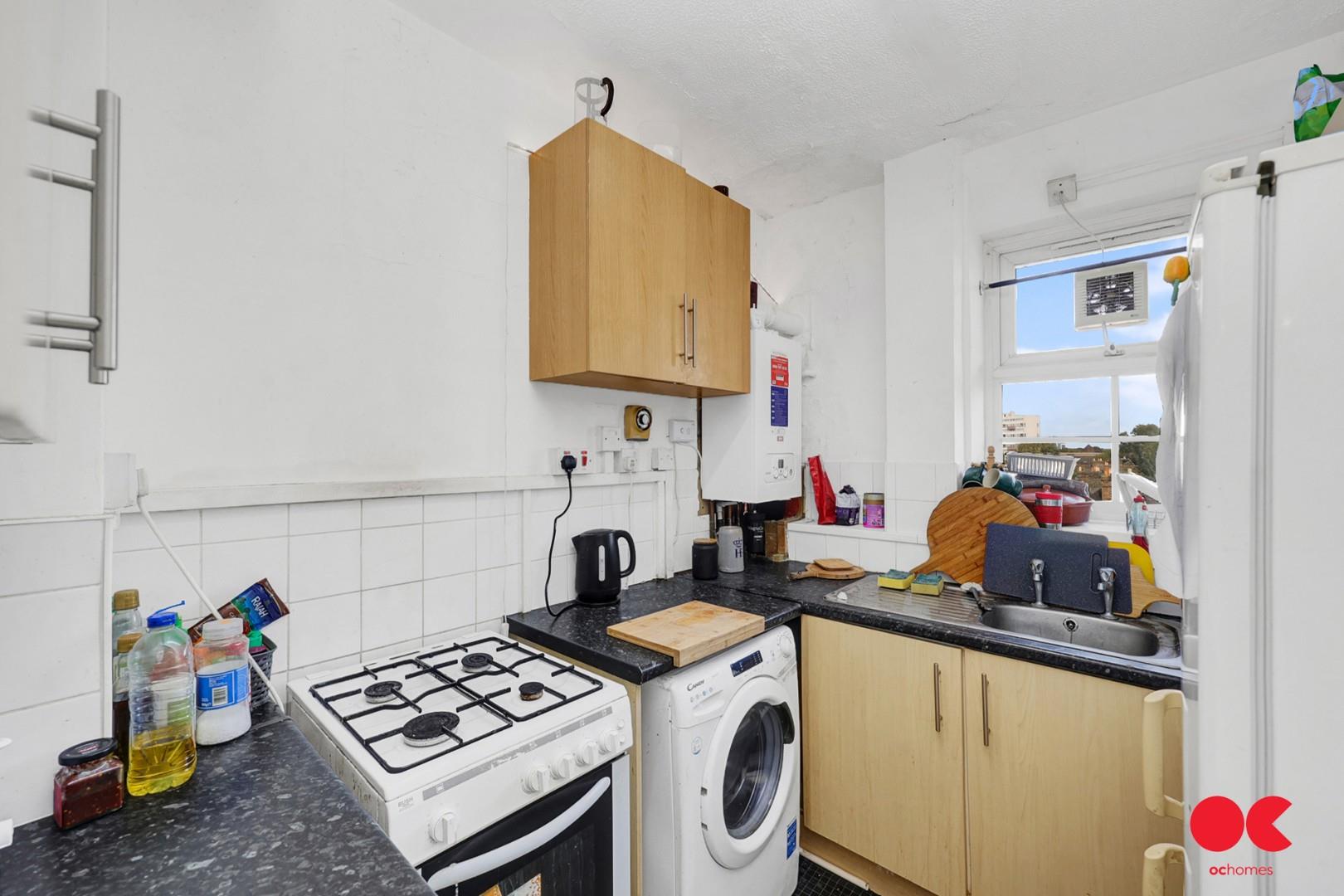 3 bed flat to rent in Gascoyne Road, London  - Property Image 8