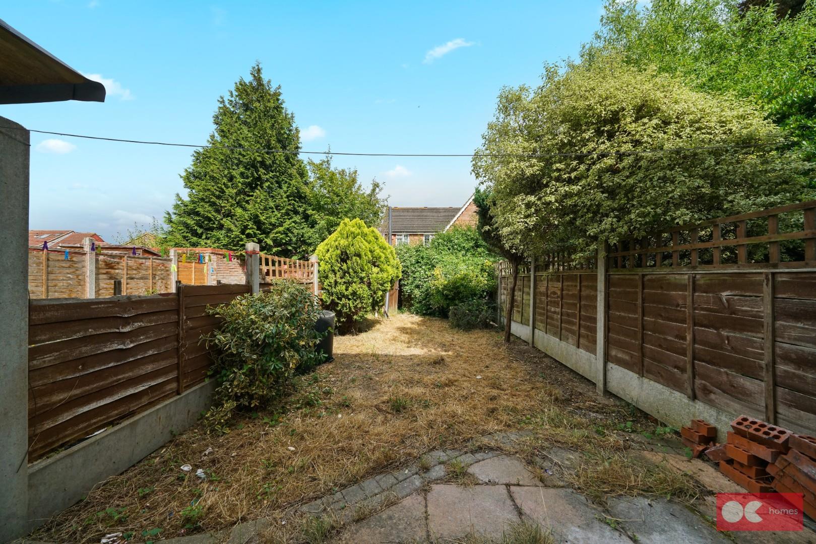 2 bed terraced house to rent in Heathfield Park Drive, Chadwell Heath  - Property Image 10