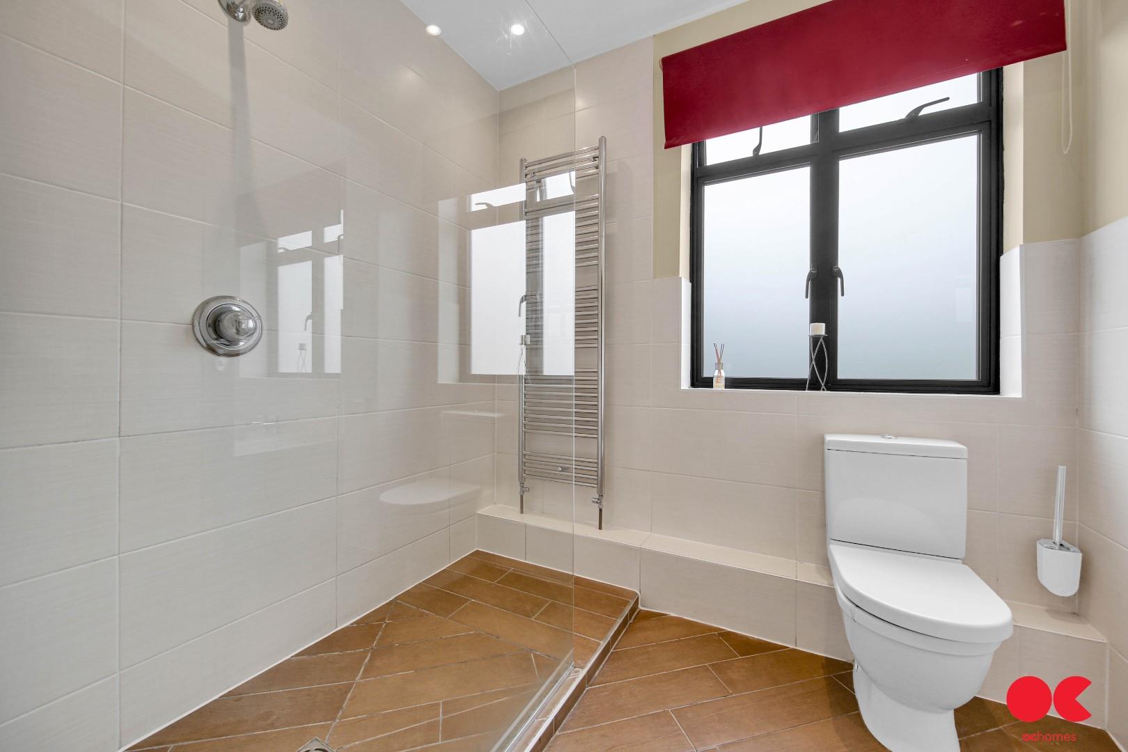 4 bed semi-detached house for sale in Fairholme Avenue, Gidea Park  - Property Image 25