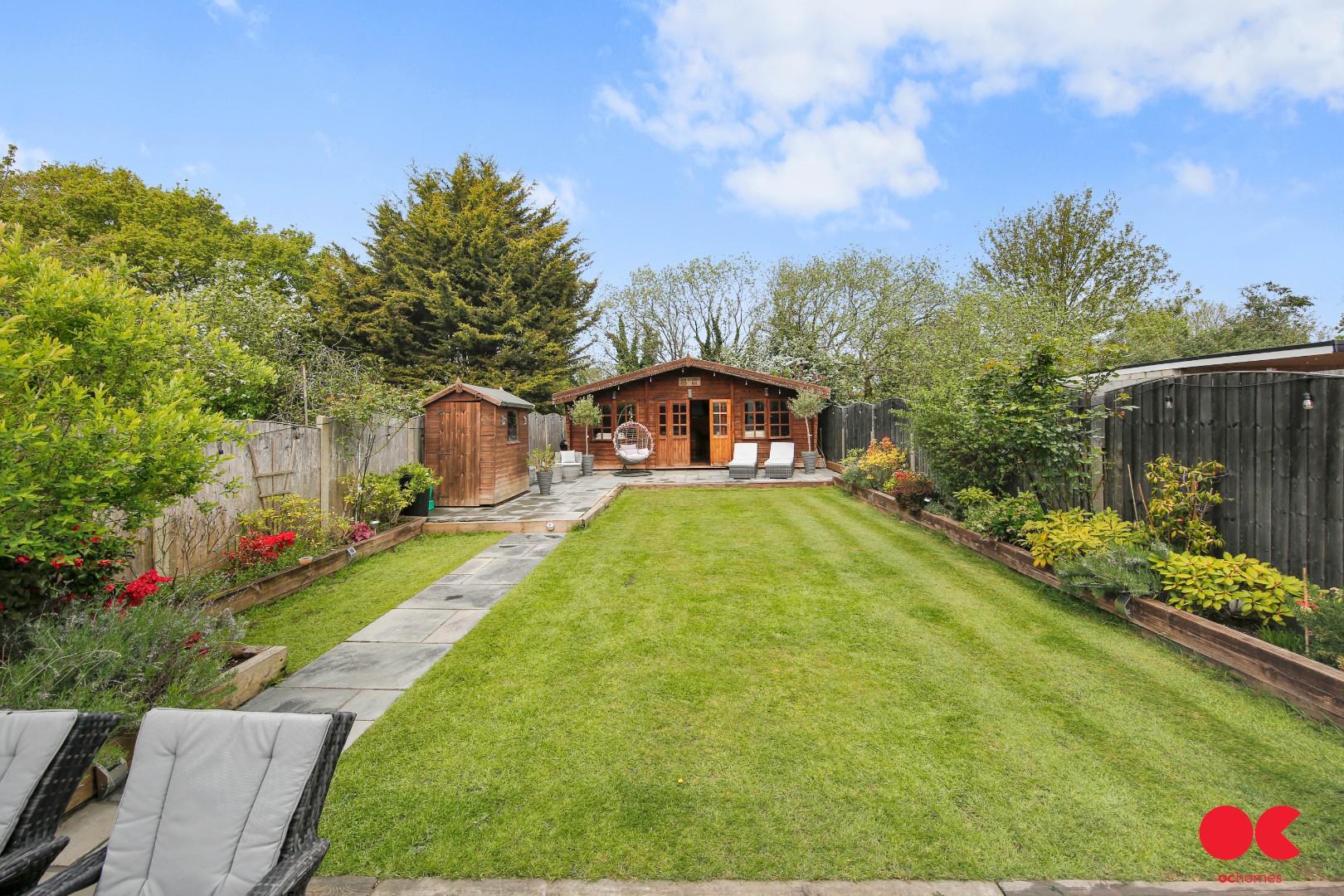 4 bed semi-detached house for sale in Fairholme Avenue, Gidea Park  - Property Image 44