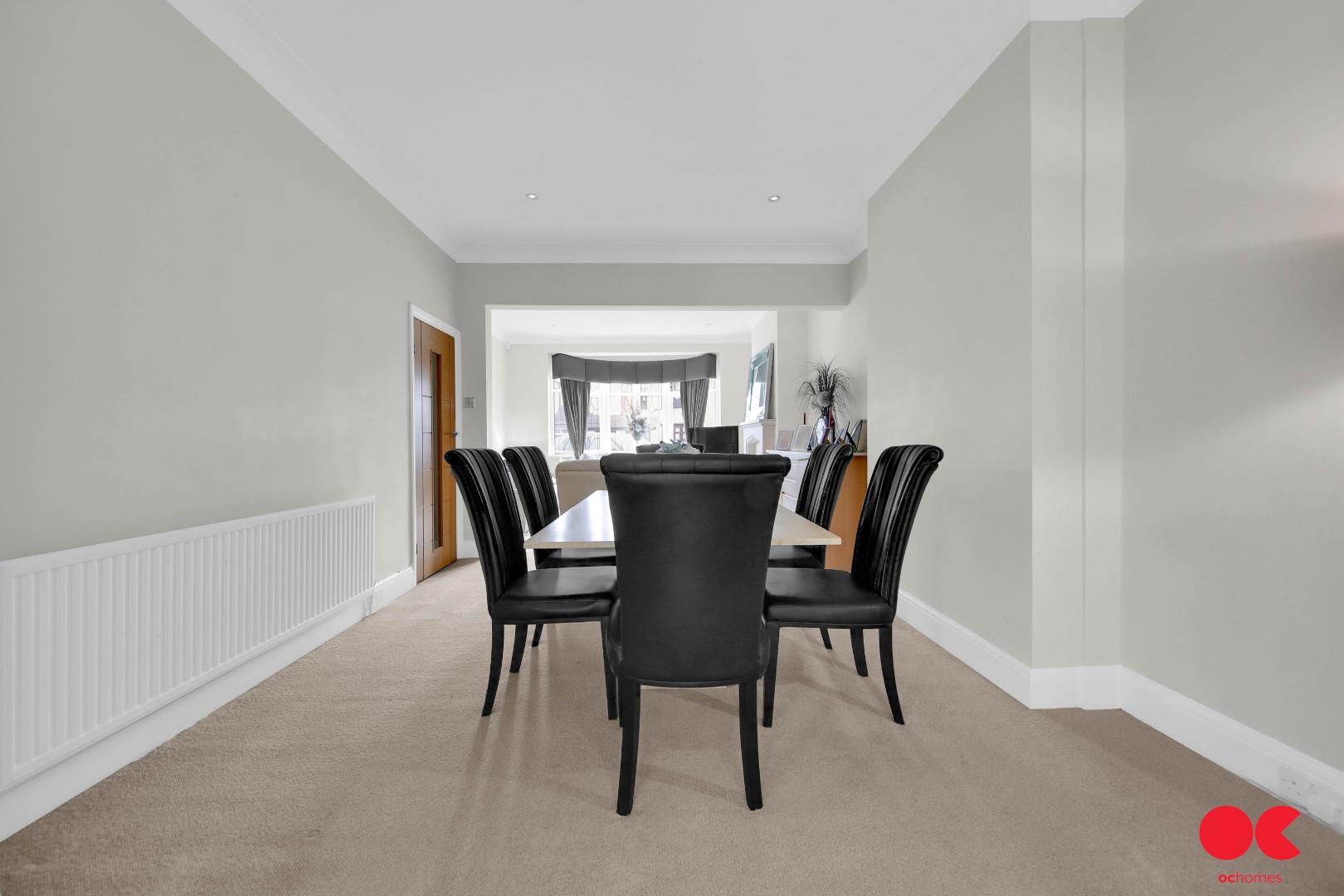 4 bed semi-detached house for sale in Fairholme Avenue, Gidea Park  - Property Image 41