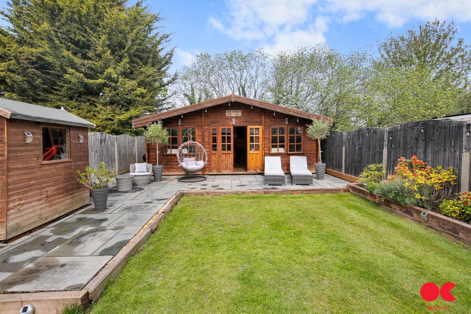 4 bed semi-detached house for sale in Fairholme Avenue, Gidea Park  - Property Image 38