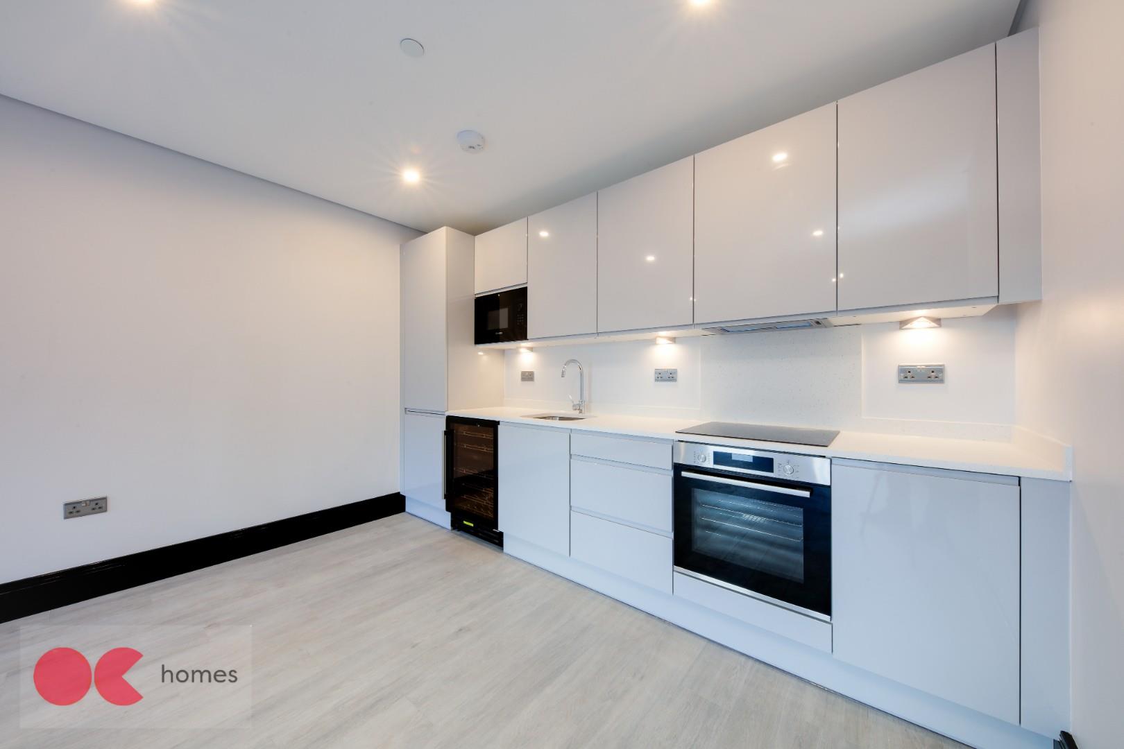 2 bed flat to rent in Buckle Street, Aldgate  - Property Image 4