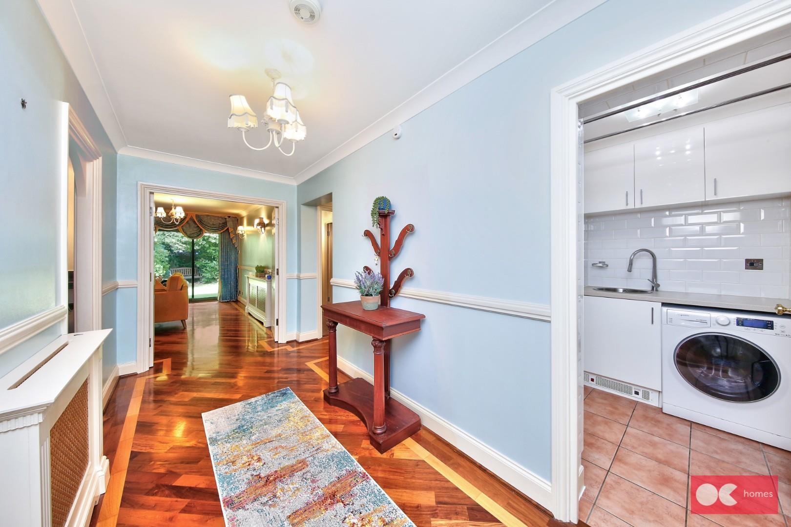 2 bed flat to rent in Parkstone Avenue, Hornchurch  - Property Image 10
