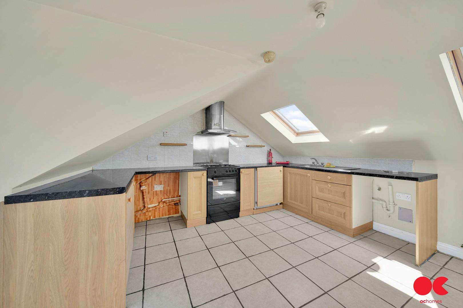 1 bed flat to rent in High Road Leytonstone, London  - Property Image 6