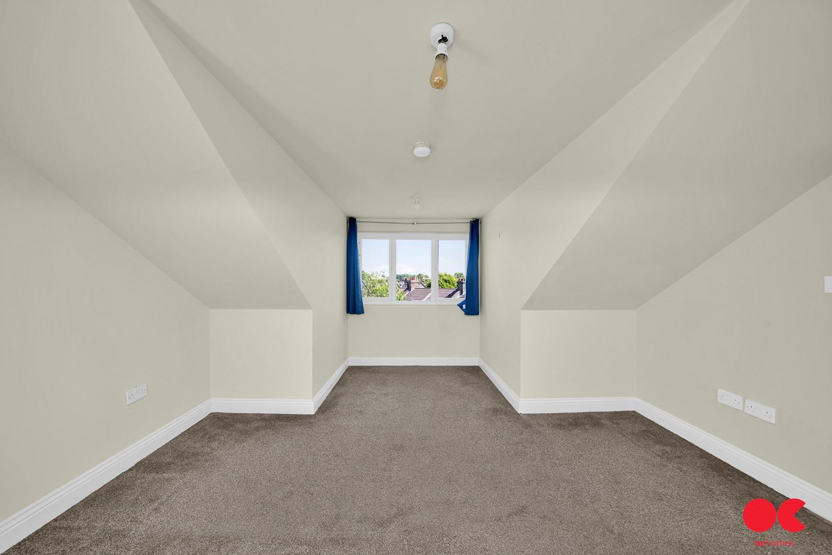 1 bed flat to rent in High Road Leytonstone, London  - Property Image 2