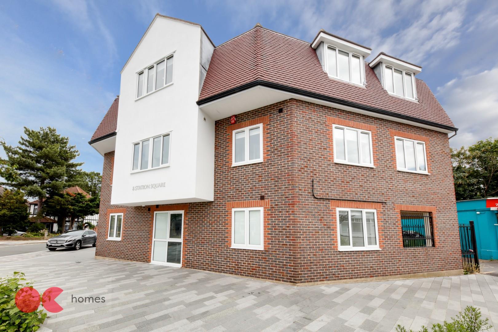 1 bed flat to rent in Station Square, Gidea Park  - Property Image 9
