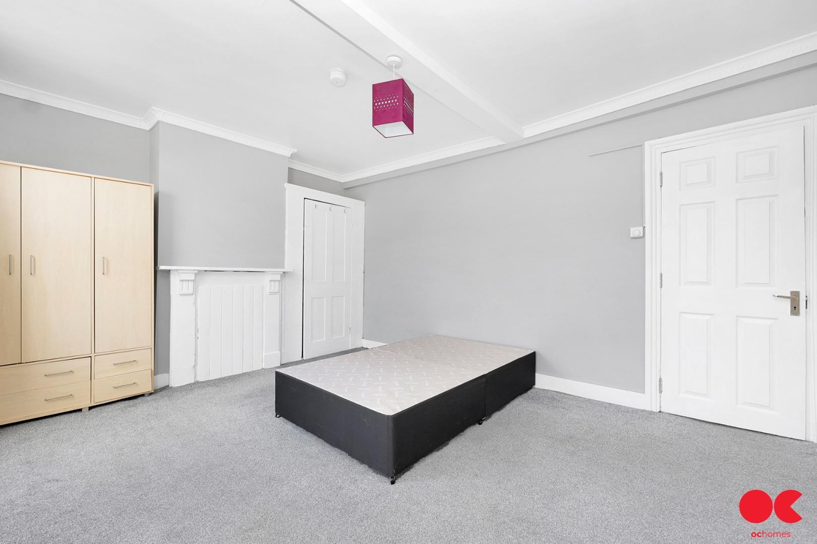 Studio flat to rent in High Road Leytonstone, London  - Property Image 7