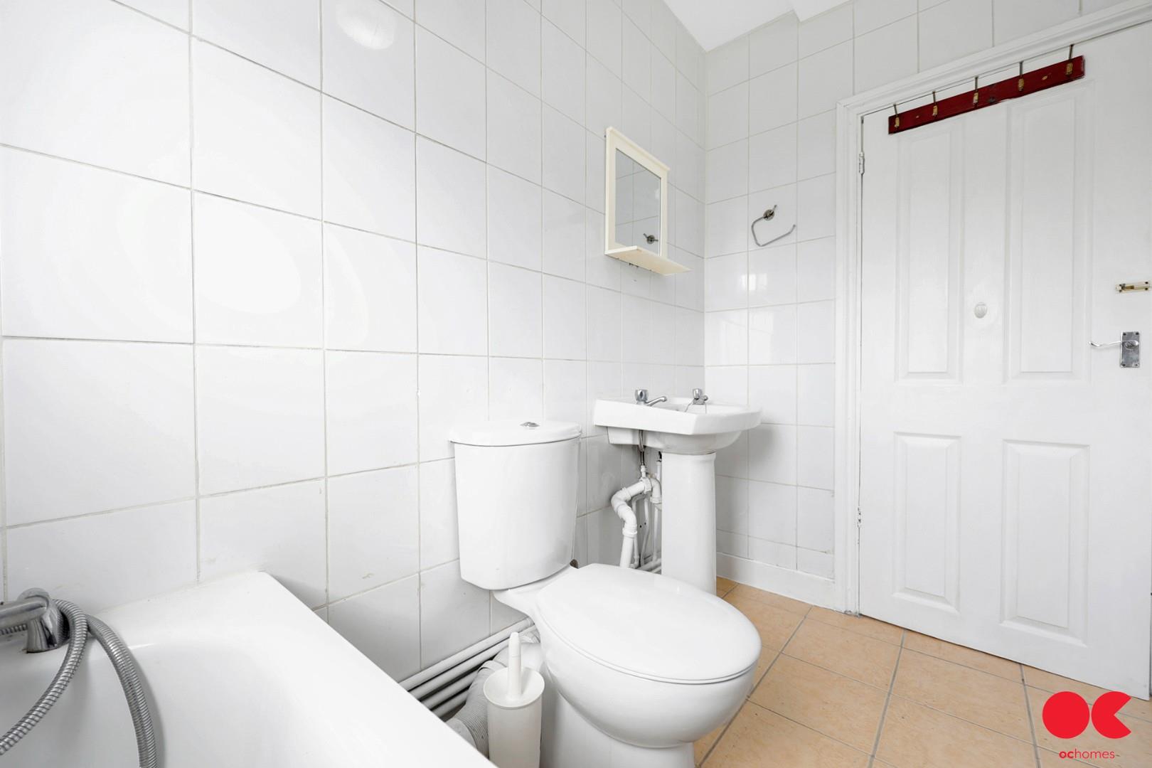Studio flat to rent in High Road Leytonstone, London  - Property Image 15