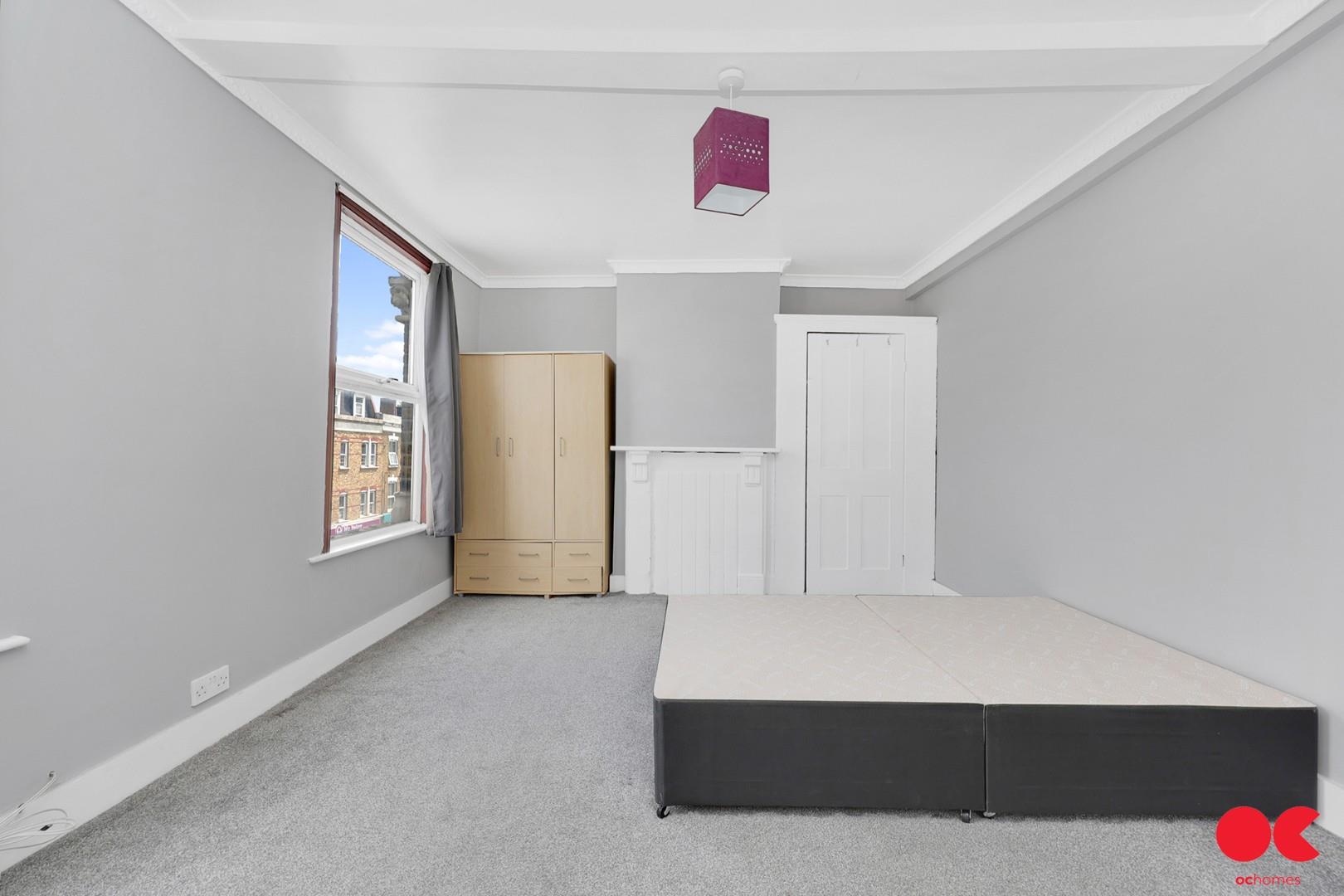Studio flat to rent in High Road Leytonstone, London  - Property Image 6