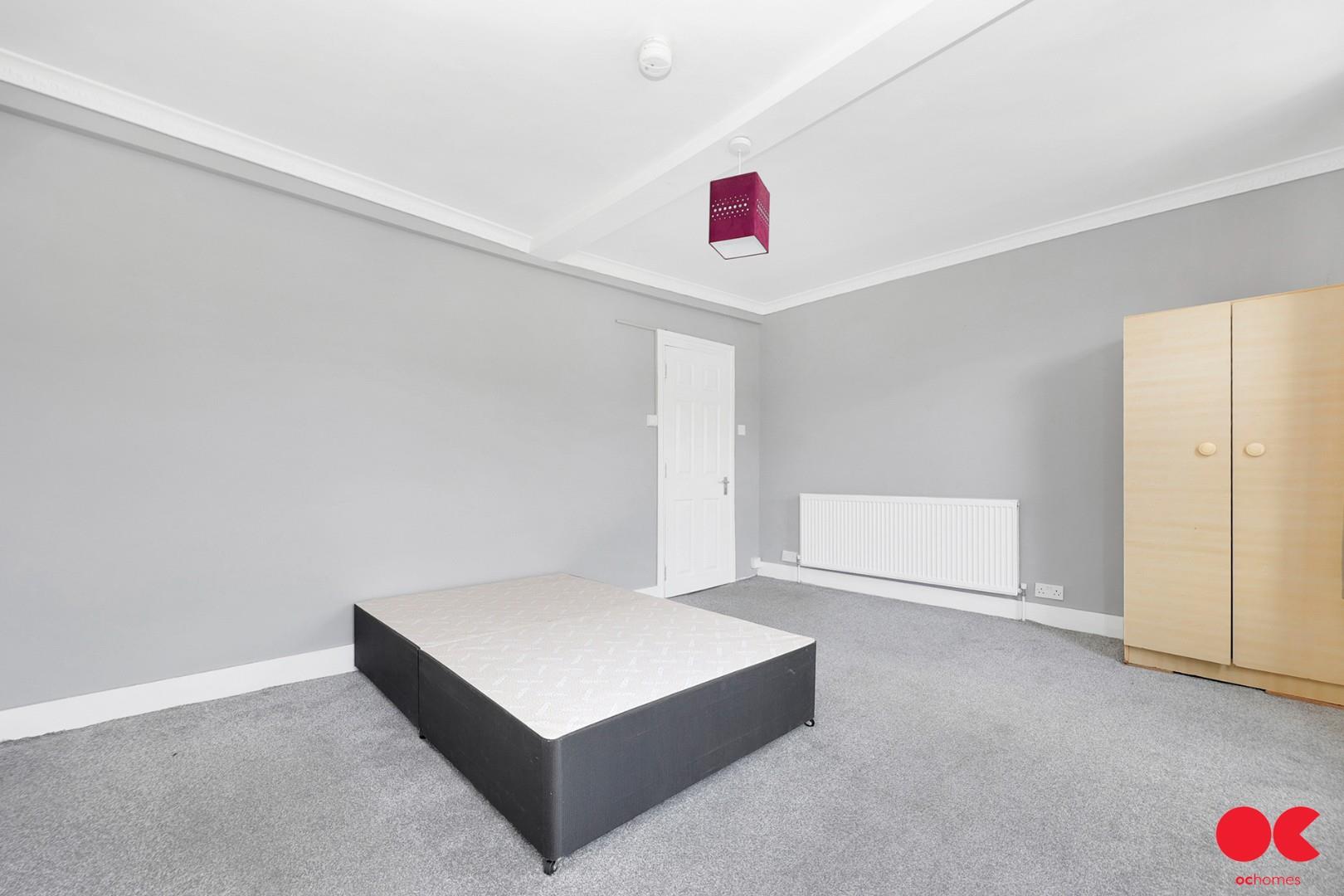 Studio flat to rent in High Road Leytonstone, London  - Property Image 8