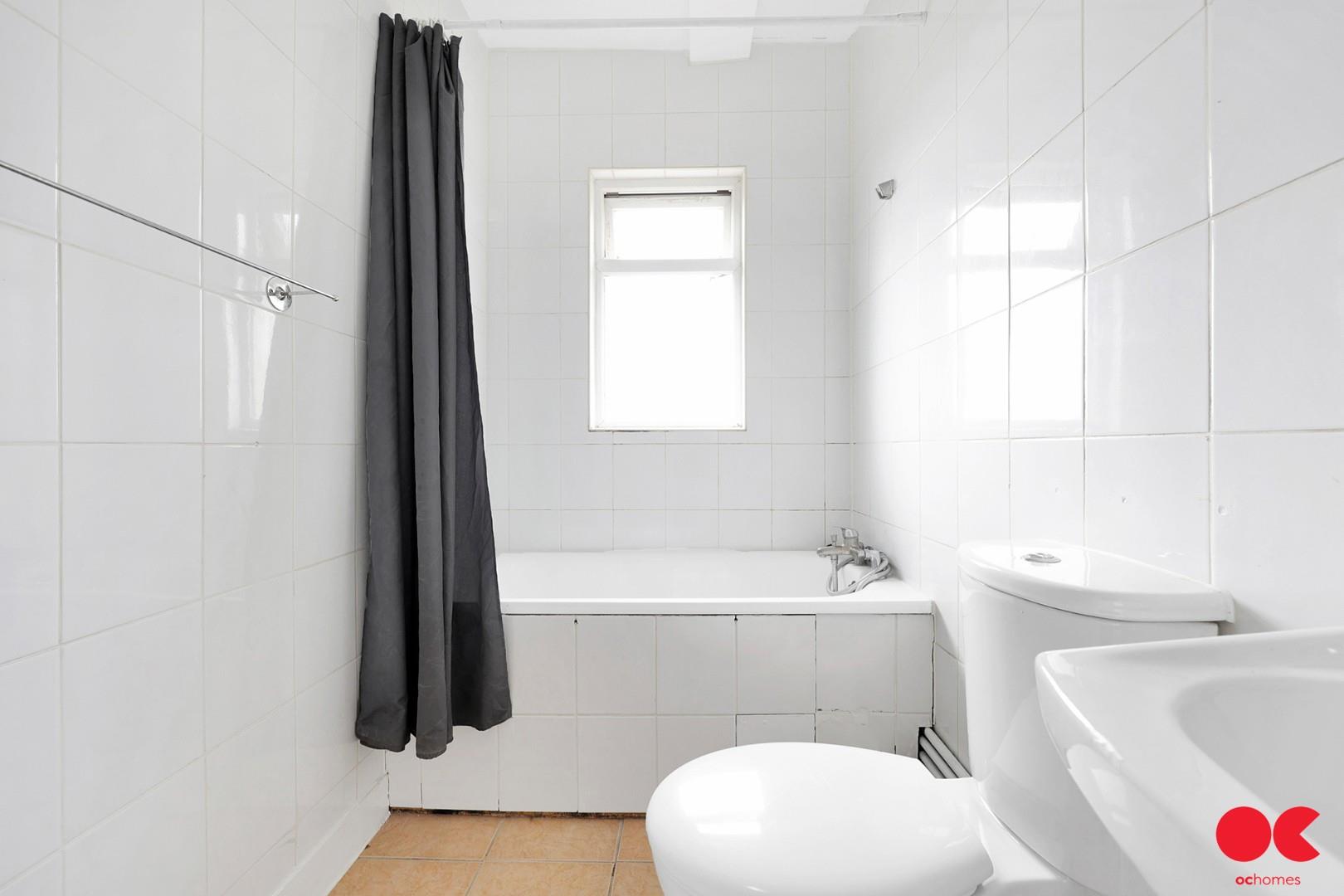 Studio flat to rent in High Road Leytonstone, London  - Property Image 3