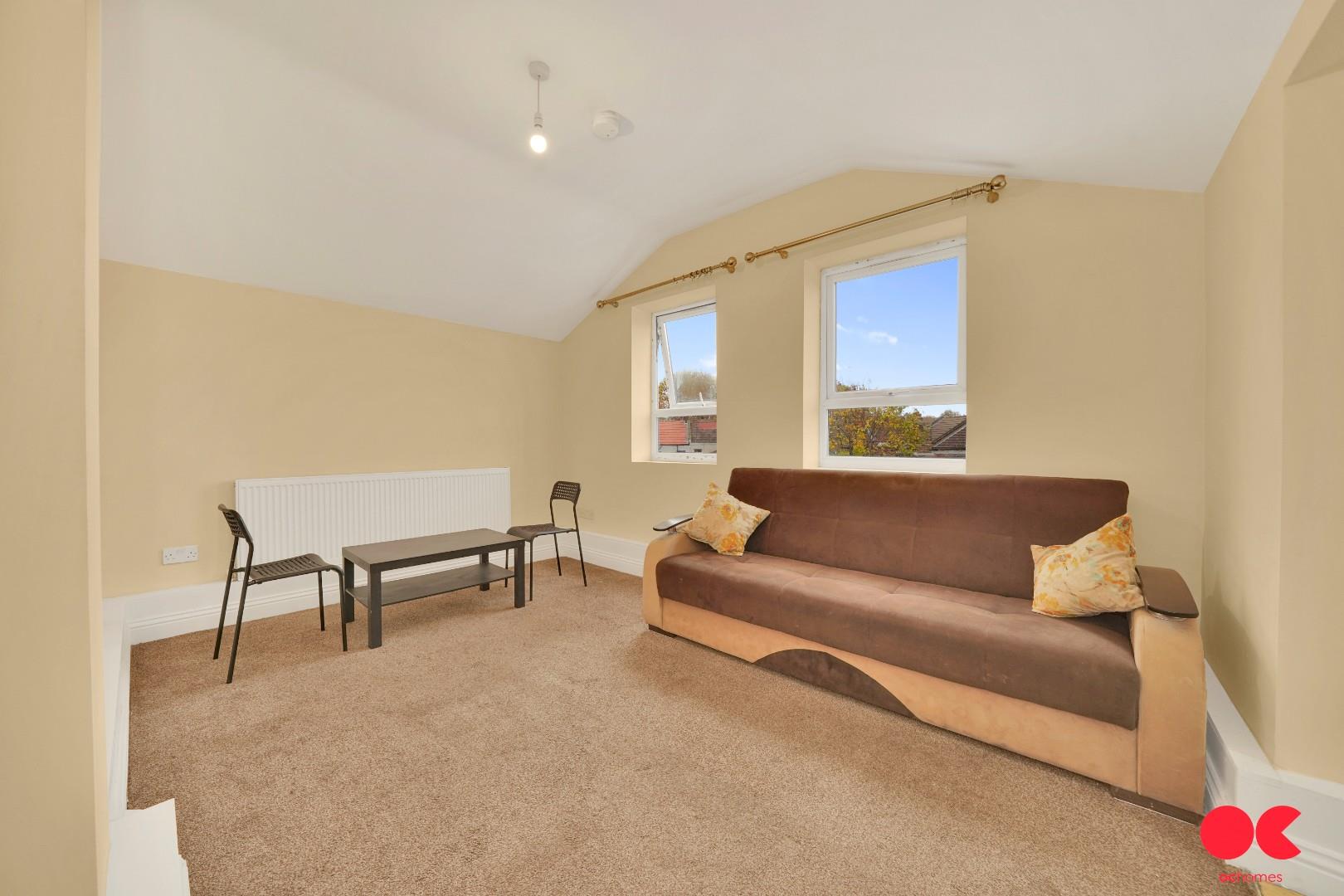 1 bed flat to rent in High Road Leytonstone, London  - Property Image 1