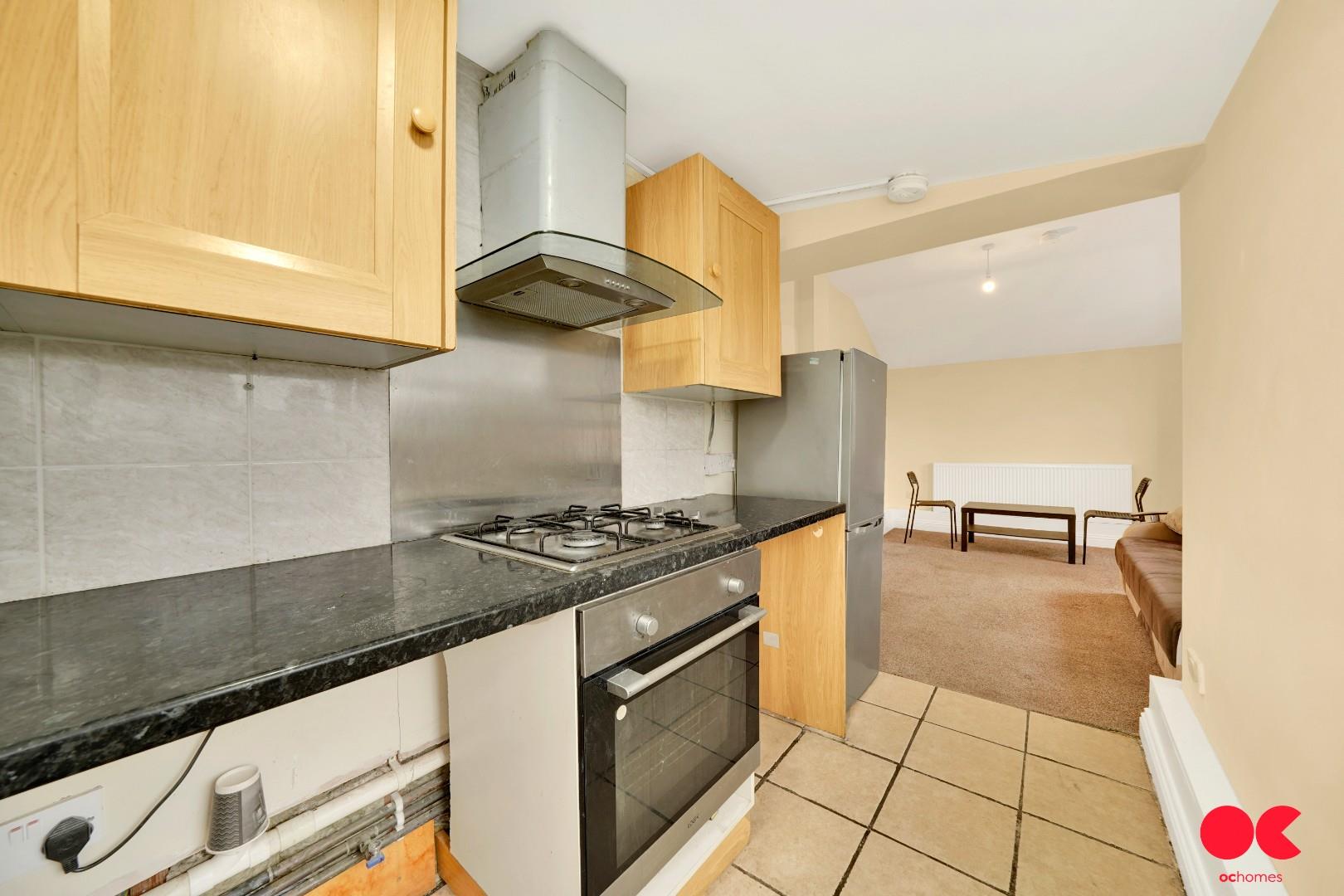 1 bed flat to rent in High Road Leytonstone, London  - Property Image 2