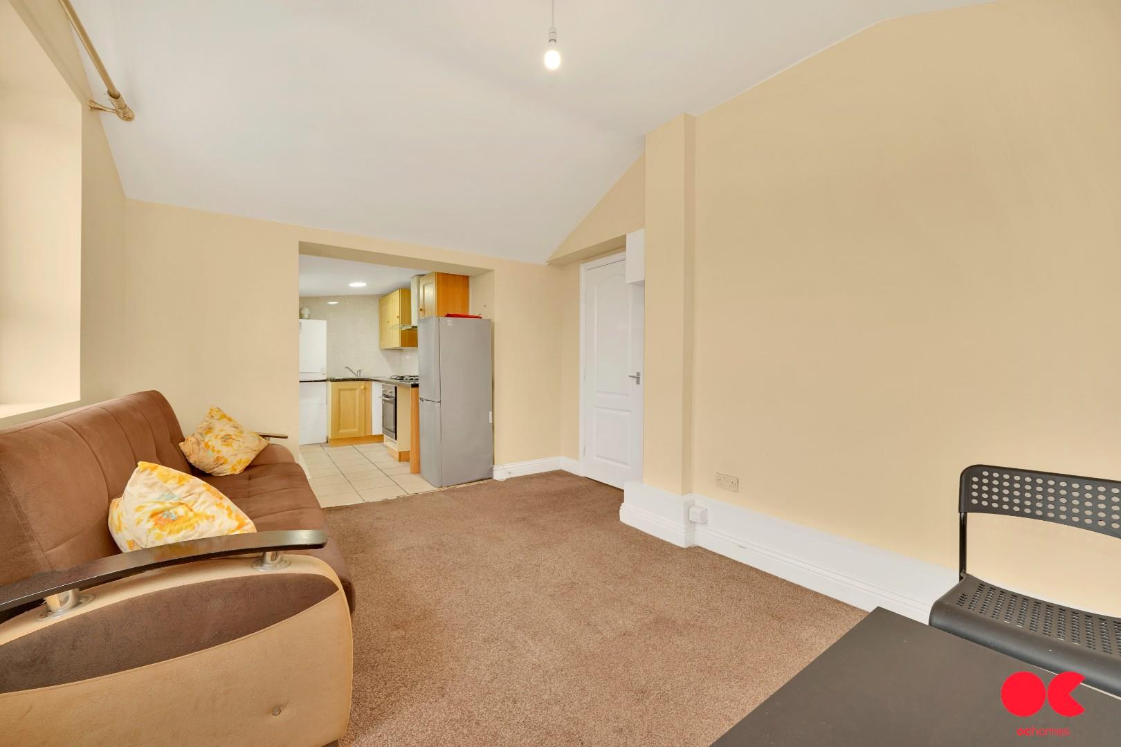 1 bed flat to rent in High Road Leytonstone, London  - Property Image 5