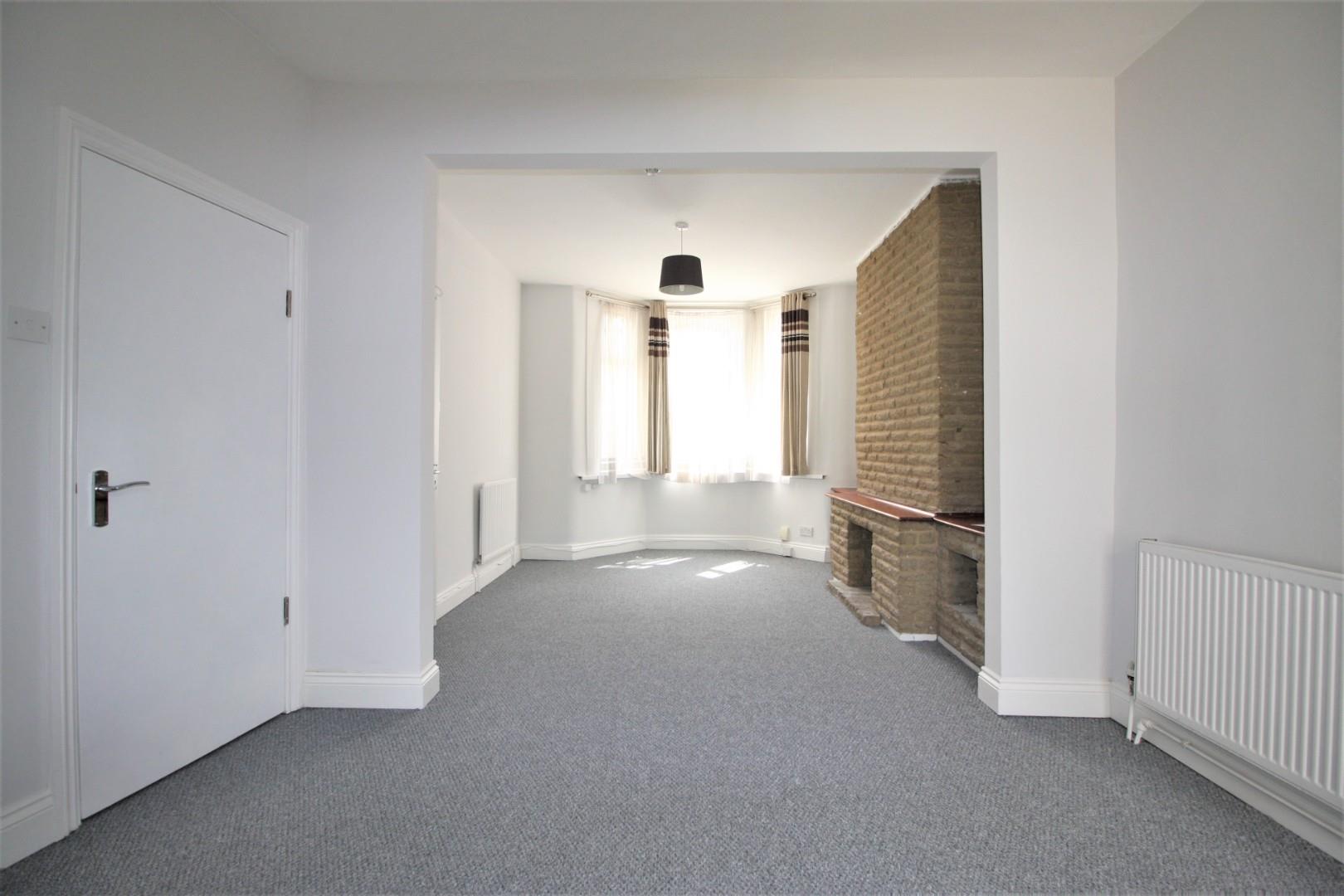 3 bed end of terrace house to rent in Adelaide Road, London  - Property Image 10