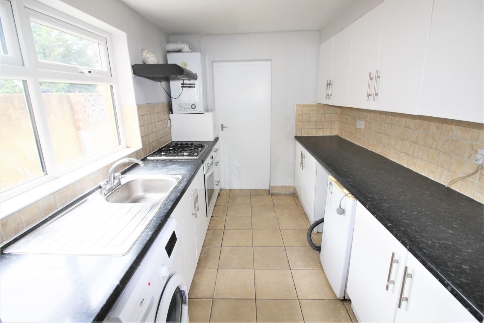 3 bed end of terrace house to rent in Adelaide Road, London  - Property Image 8