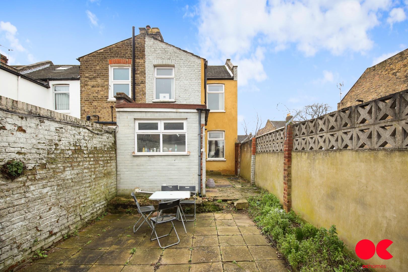 3 bed end of terrace house to rent in Adelaide Road, London  - Property Image 5