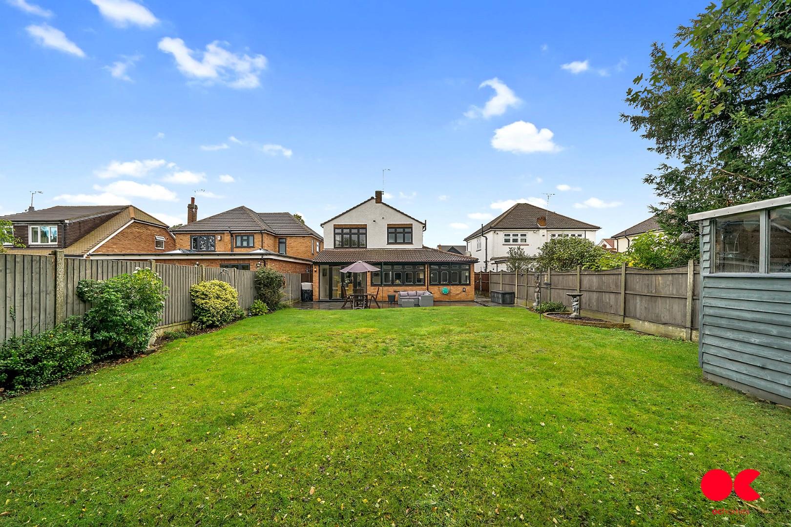 3 bed detached house for sale in Great Nelmes Chase, Hornchurch  - Property Image 33