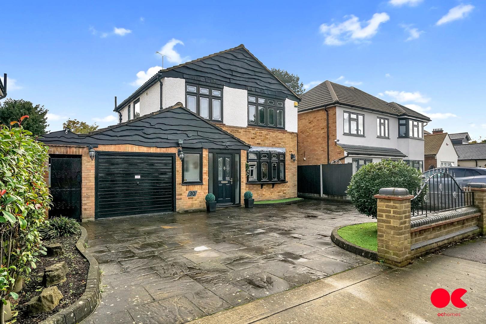3 bed detached house for sale in Great Nelmes Chase, Hornchurch  - Property Image 36