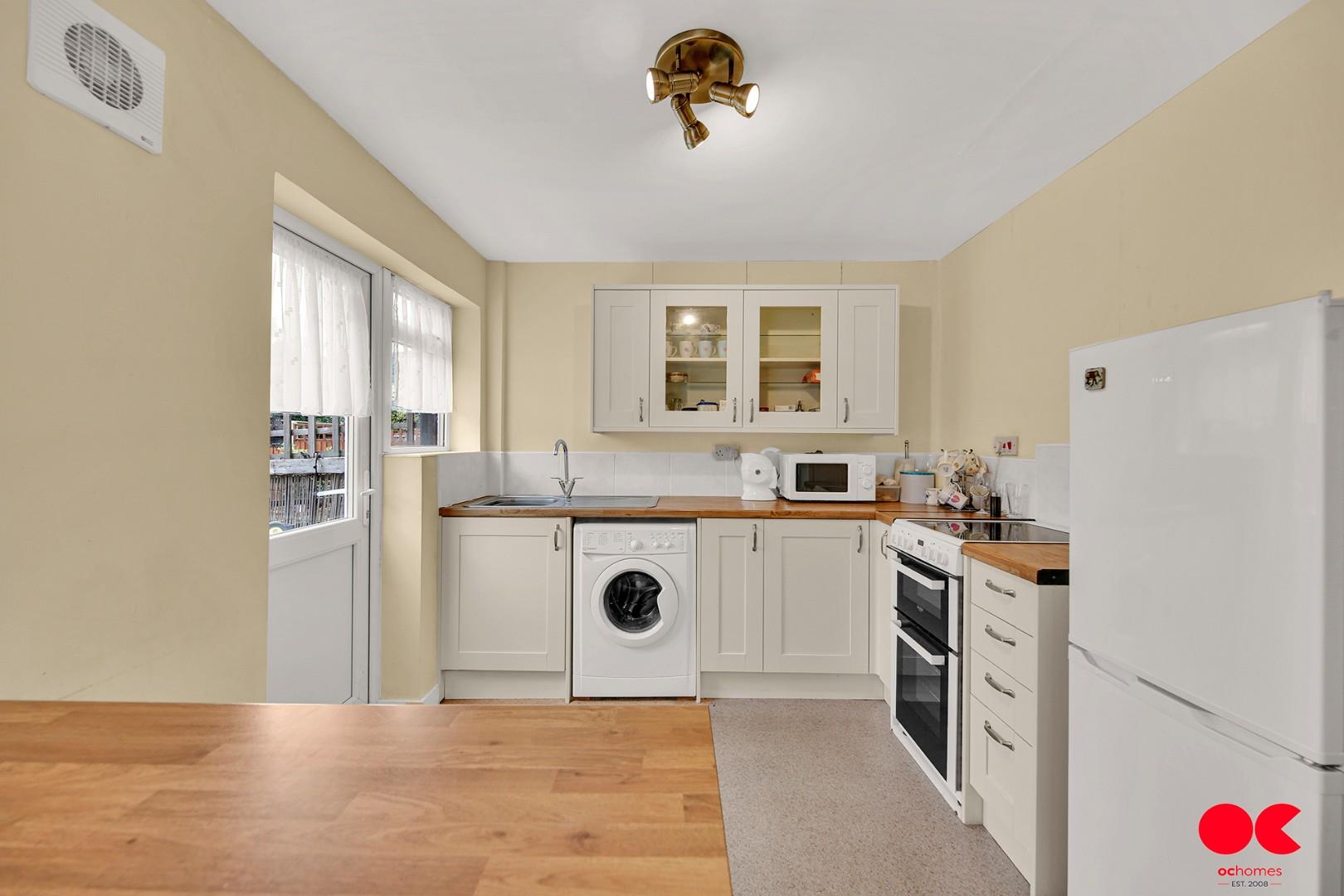 3 bed terraced house for sale in Norfolk Road, Romford  - Property Image 19