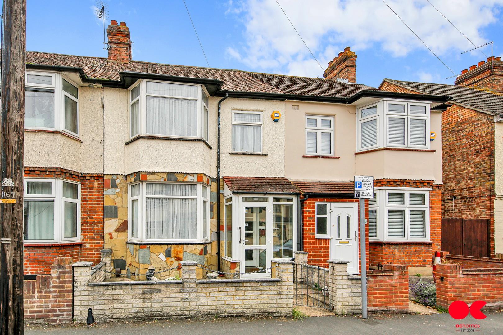 3 bed terraced house for sale in Norfolk Road, Romford  - Property Image 29