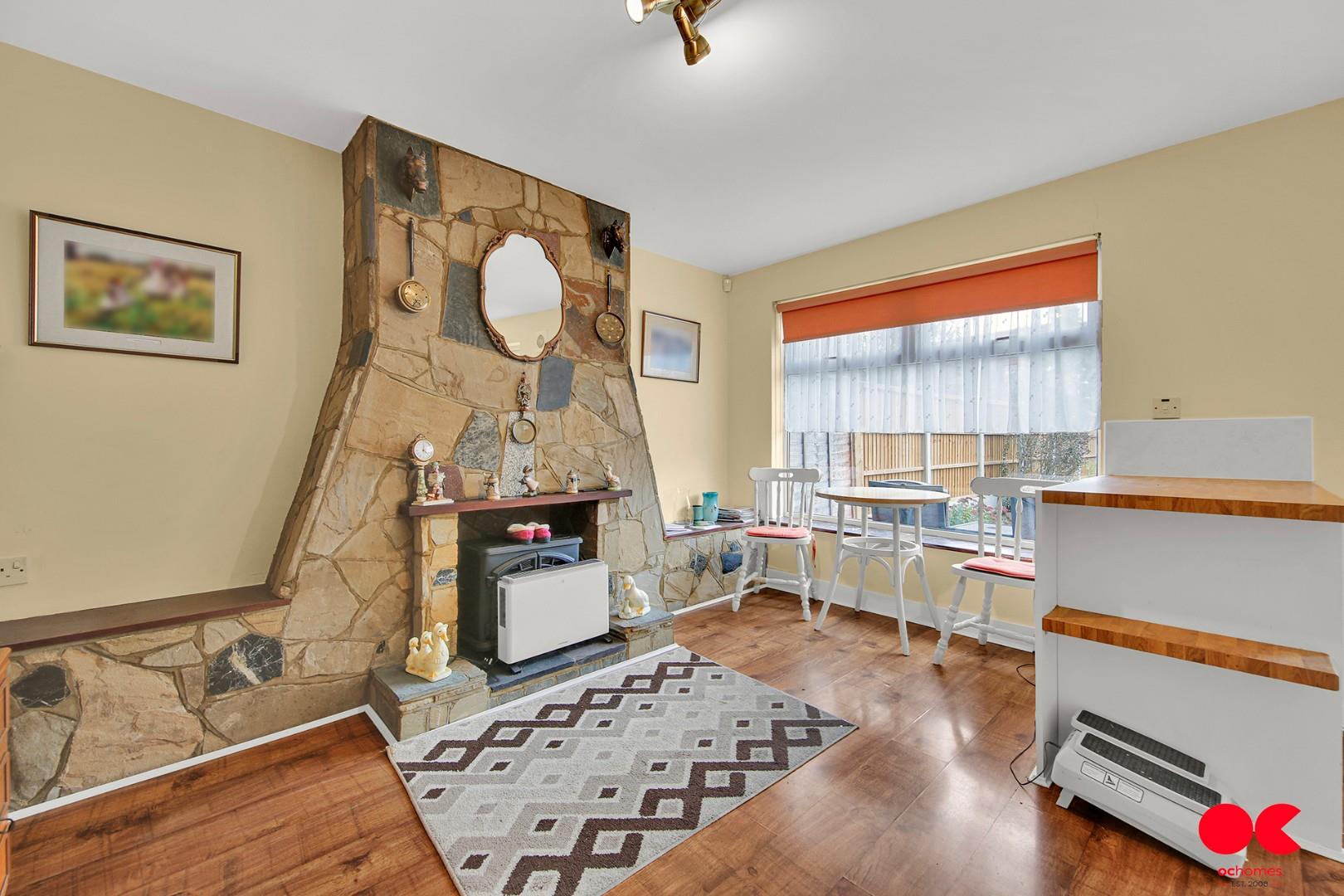 3 bed terraced house for sale in Norfolk Road, Romford  - Property Image 14