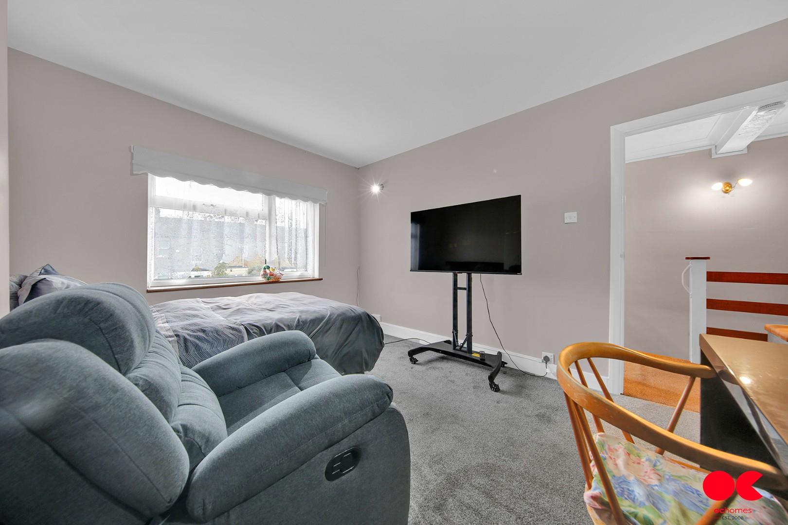 3 bed terraced house for sale in Norfolk Road, Romford  - Property Image 25