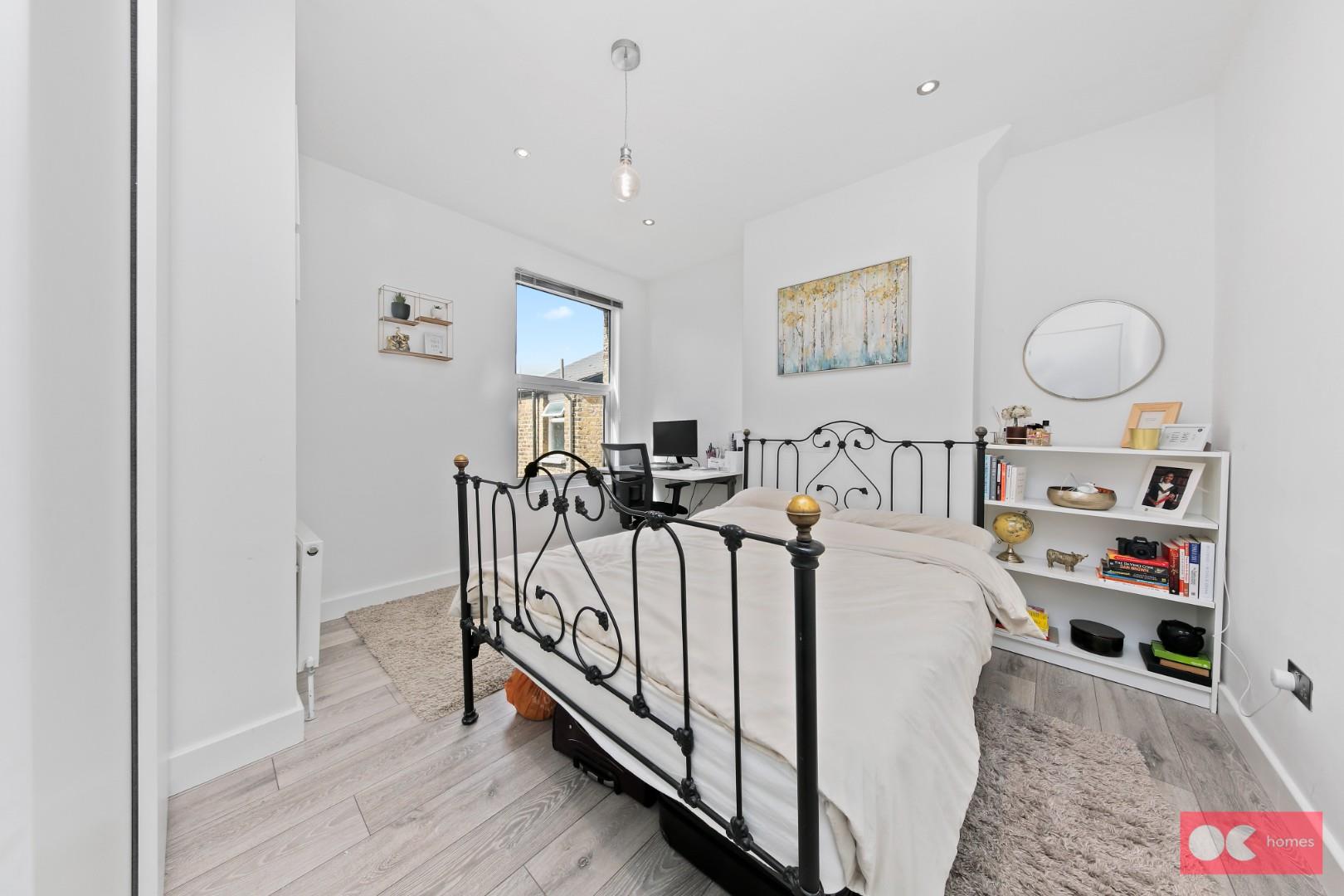 3 bed flat to rent in Murchison Road, London  - Property Image 13