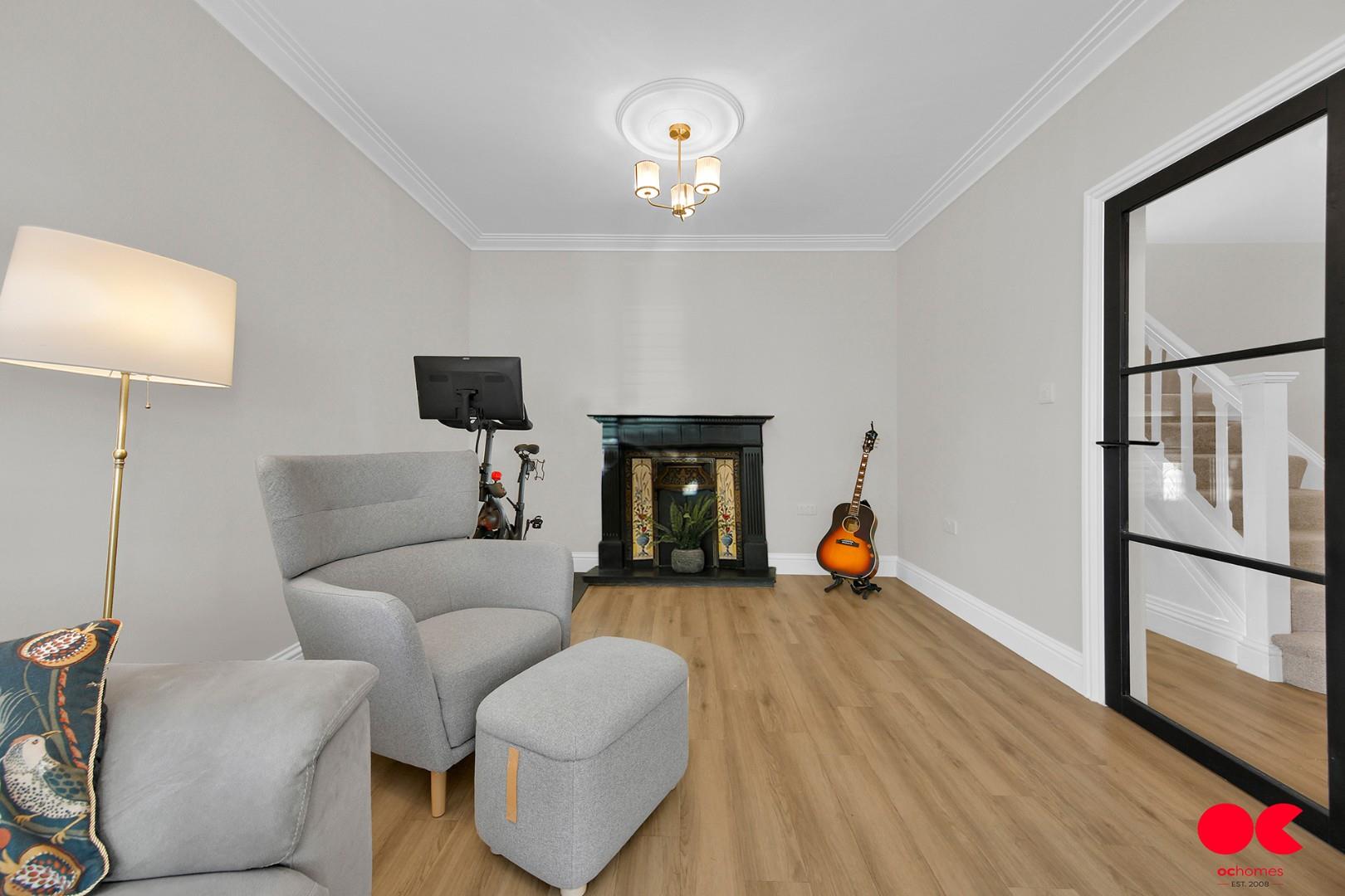 3 bed detached house for sale in Princes Road, Romford  - Property Image 32