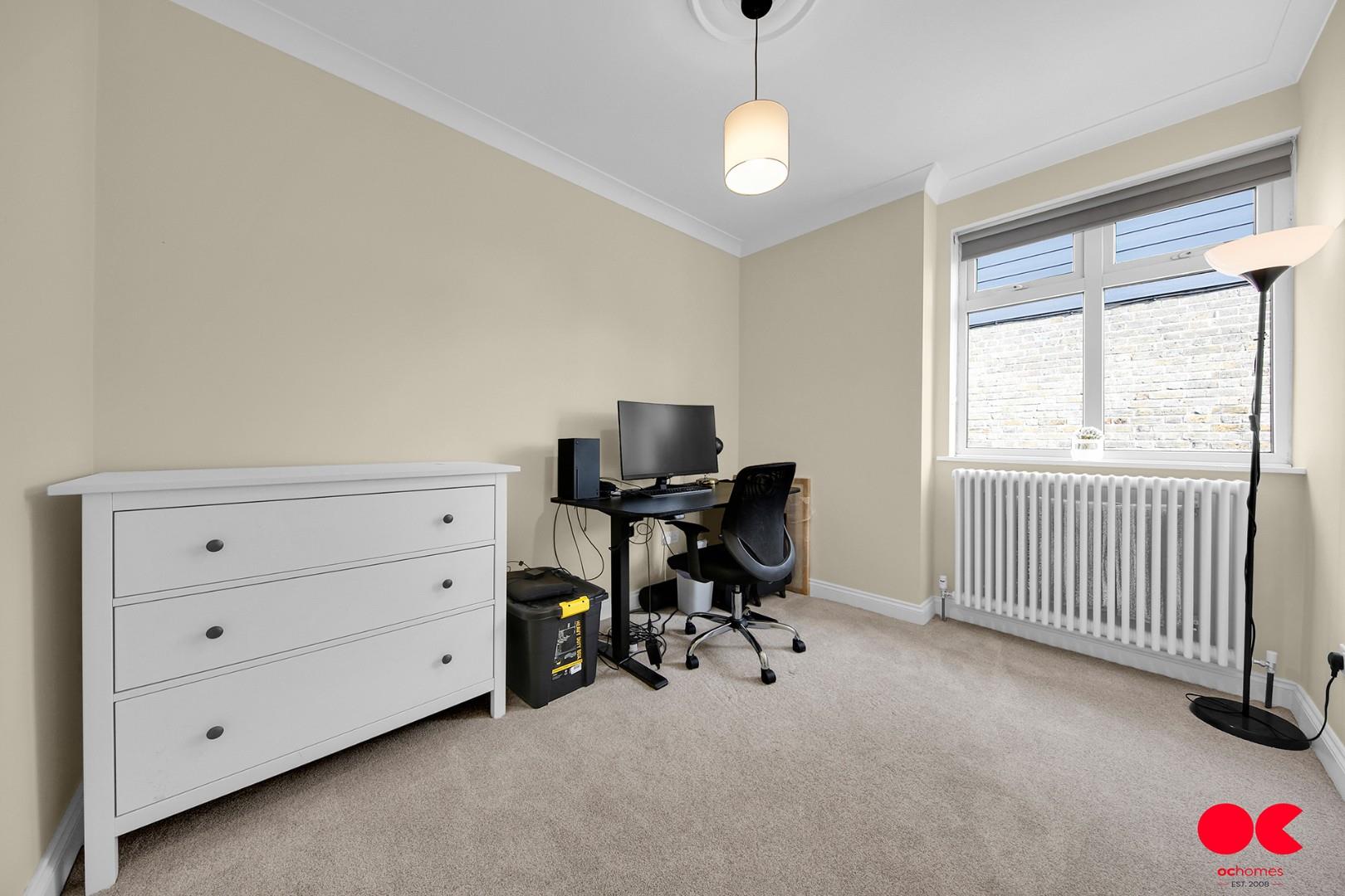 3 bed detached house for sale in Princes Road, Romford  - Property Image 40