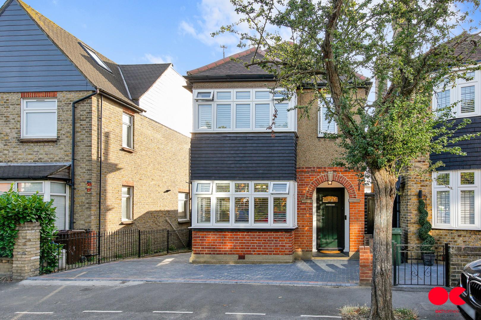 3 bed detached house for sale in Princes Road, Romford  - Property Image 46