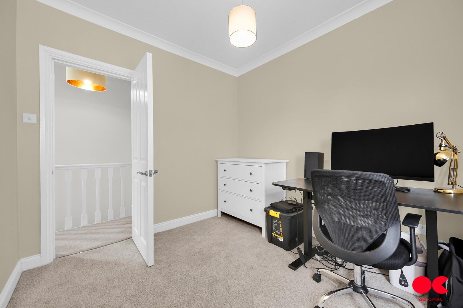 3 bed detached house for sale in Princes Road, Romford  - Property Image 41