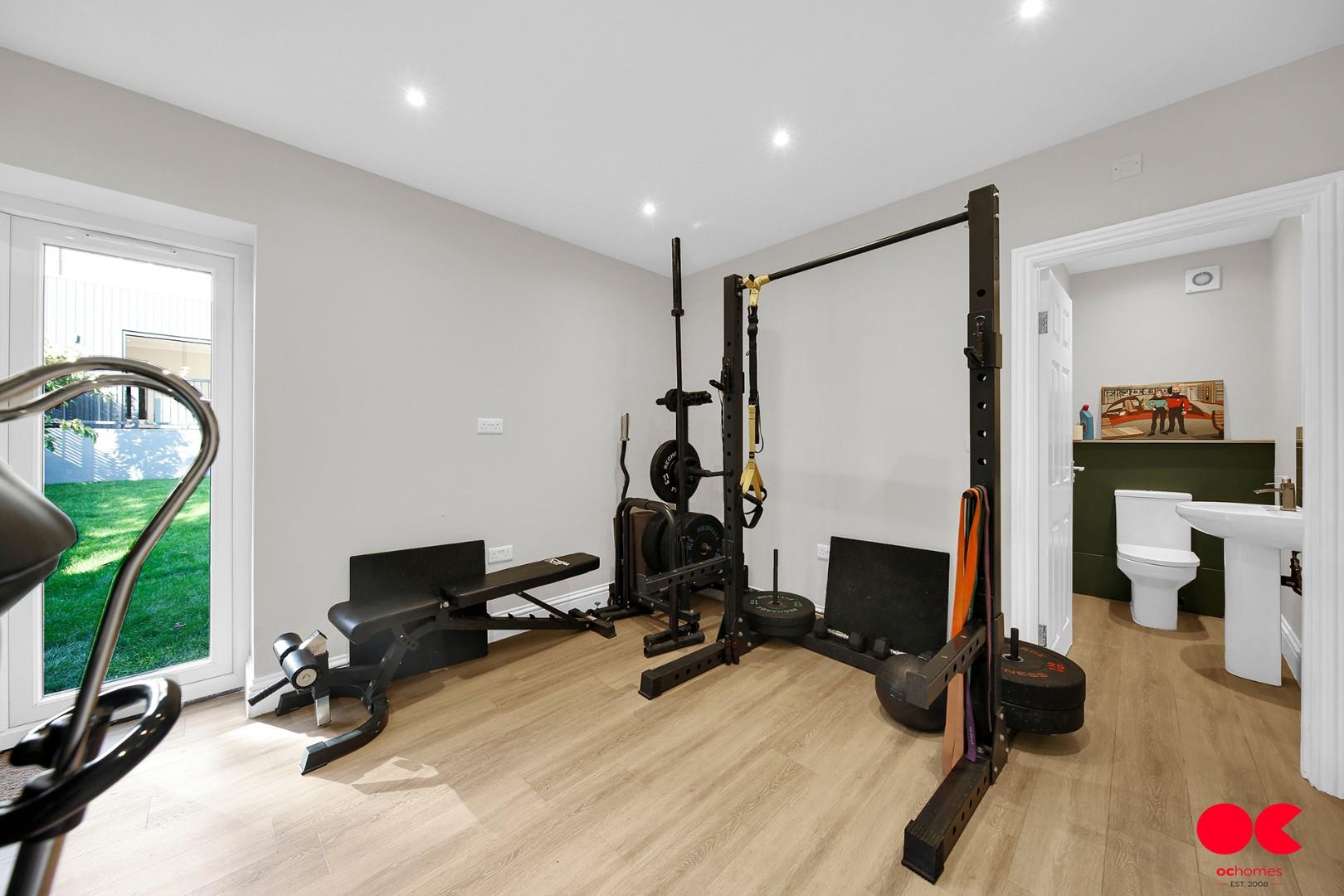 3 bed detached house for sale in Princes Road, Romford  - Property Image 33