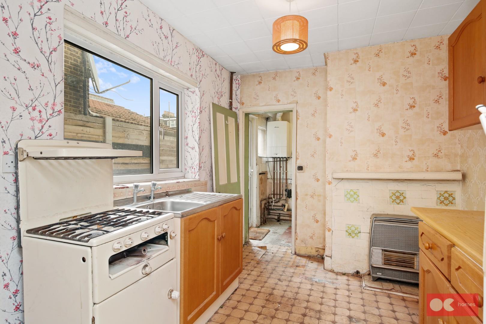 3 bed terraced house for sale in Sedgwick Road, Leyton  - Property Image 4