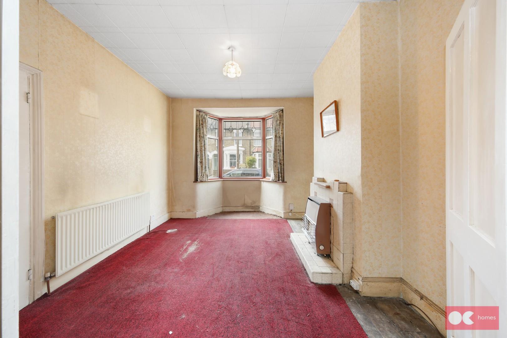 3 bed terraced house for sale in Sedgwick Road, Leyton  - Property Image 3