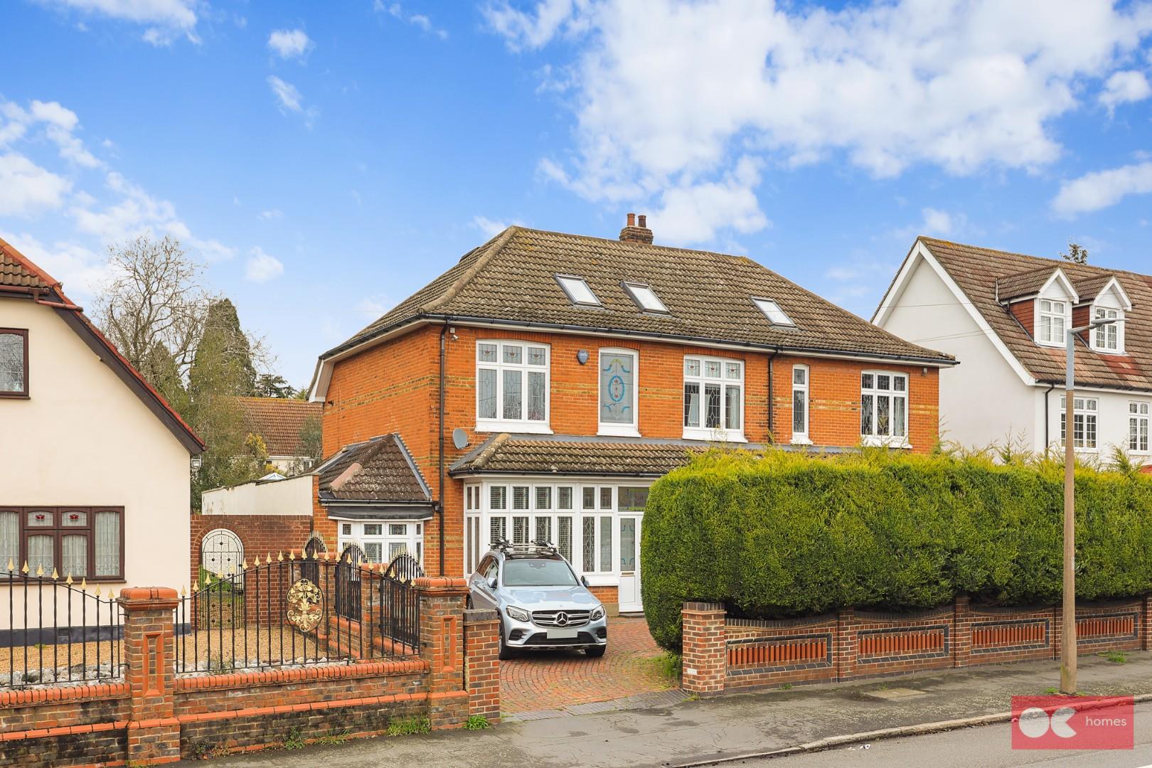 8 bed detached house for sale in Parkstone Avenue, Hornchurch  - Property Image 1