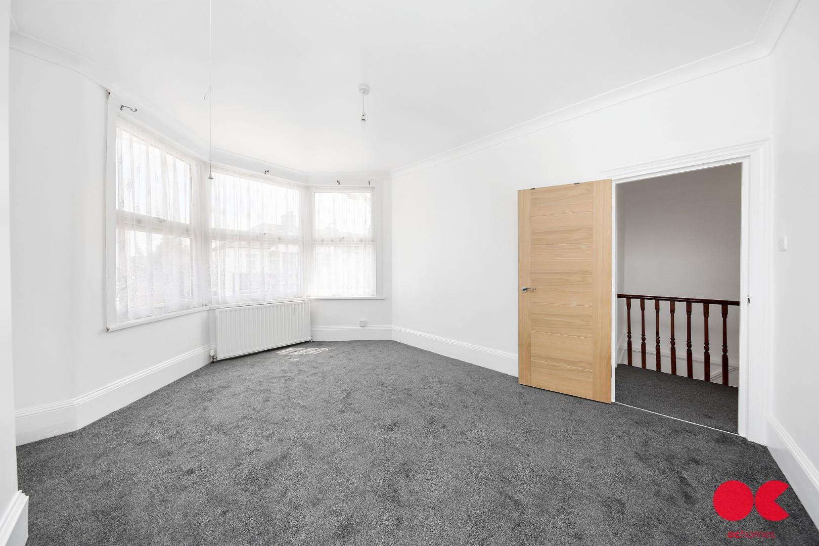 3 bed end of terrace house to rent in Hatherley Gardens, East Ham  - Property Image 20