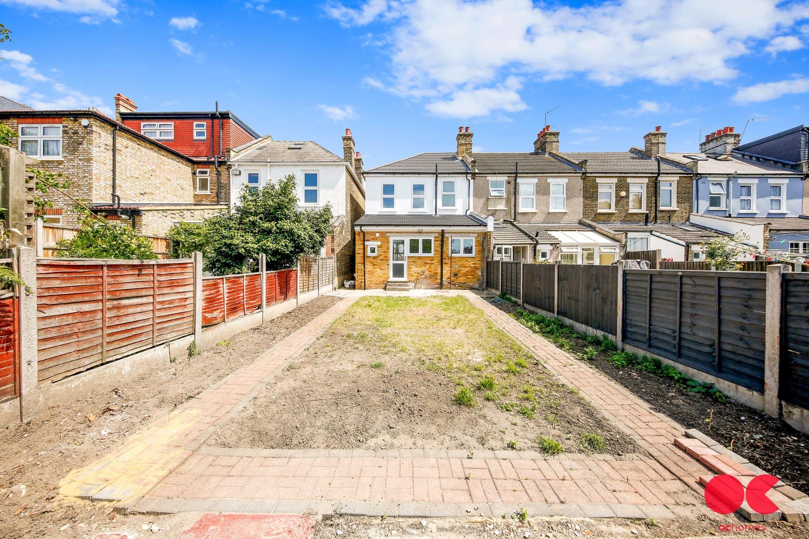 3 bed end of terrace house to rent in Hatherley Gardens, East Ham  - Property Image 28