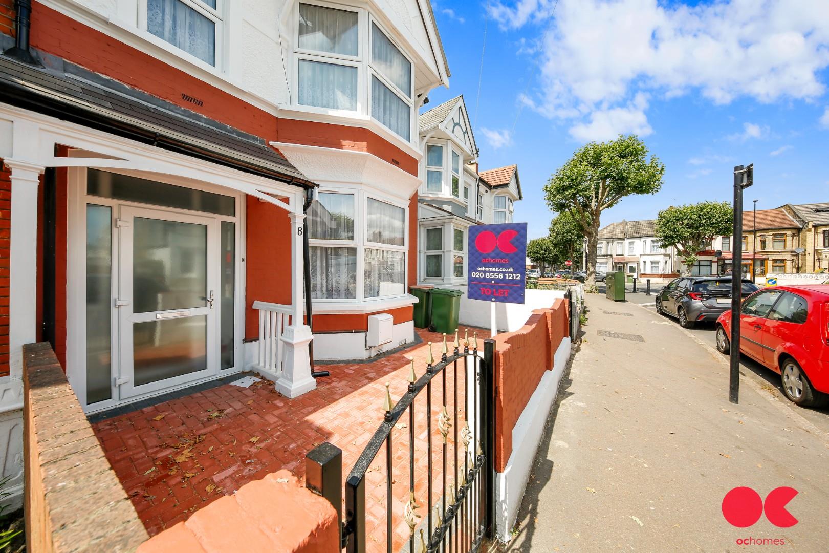 3 bed end of terrace house to rent in Hatherley Gardens, East Ham  - Property Image 1