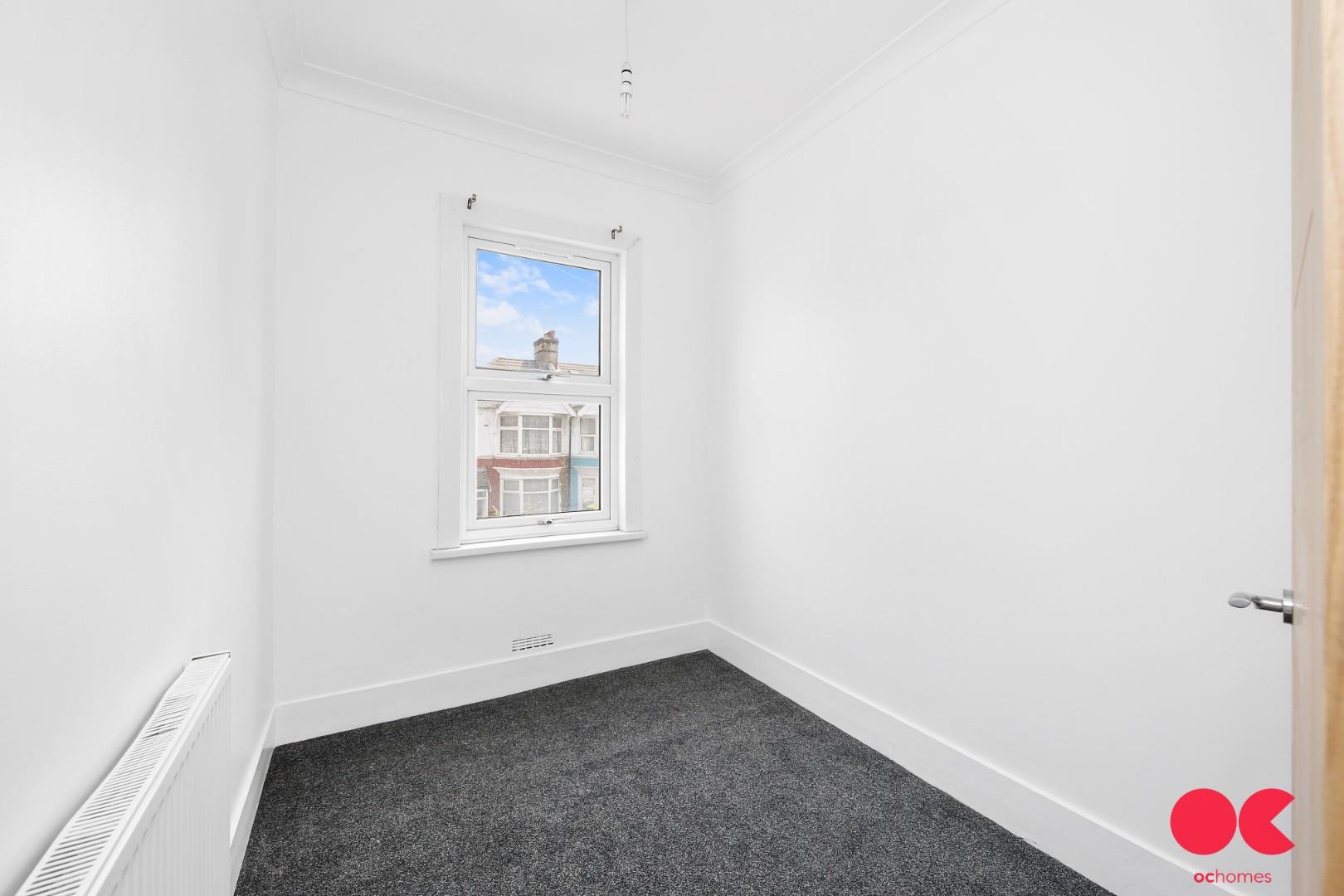 3 bed end of terrace house to rent in Hatherley Gardens, East Ham  - Property Image 21