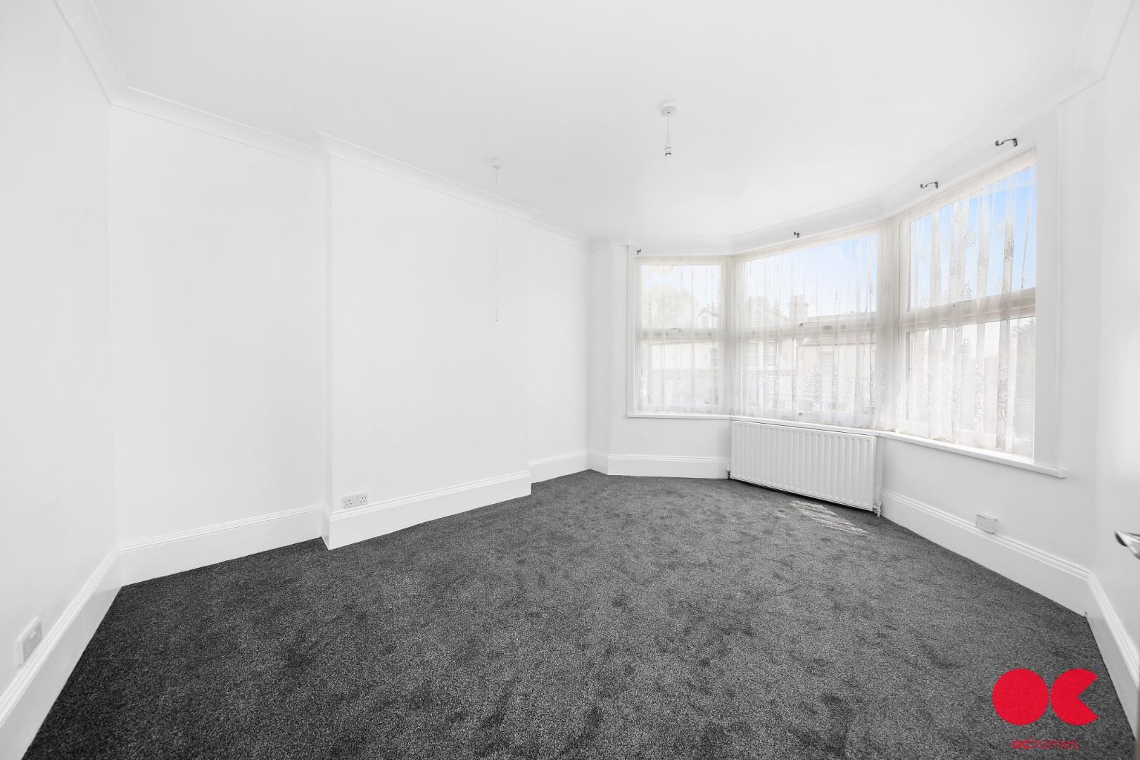 3 bed end of terrace house to rent in Hatherley Gardens, East Ham  - Property Image 19