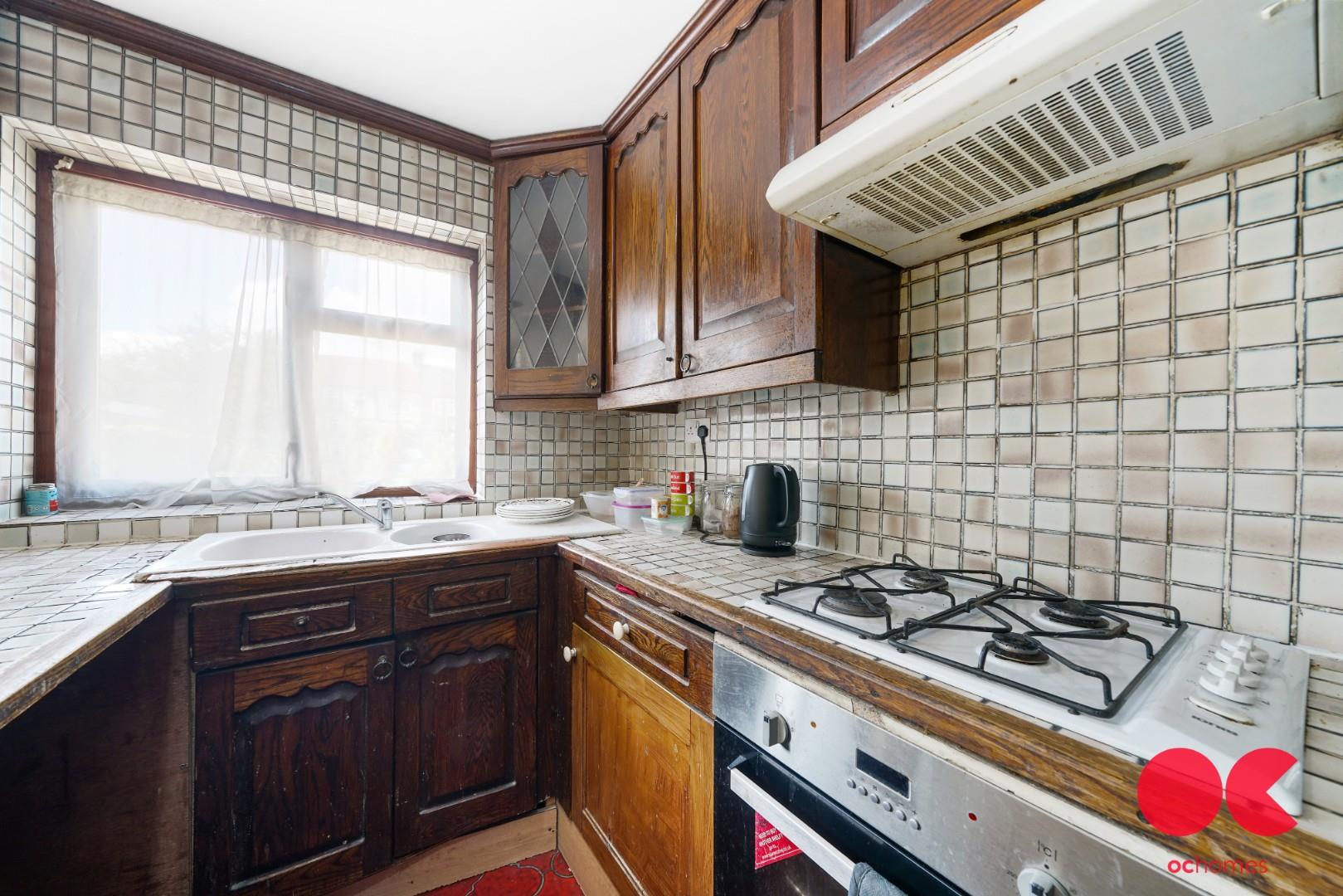 3 bed terraced house for sale in Lawrence Avenue, Manor Park  - Property Image 15