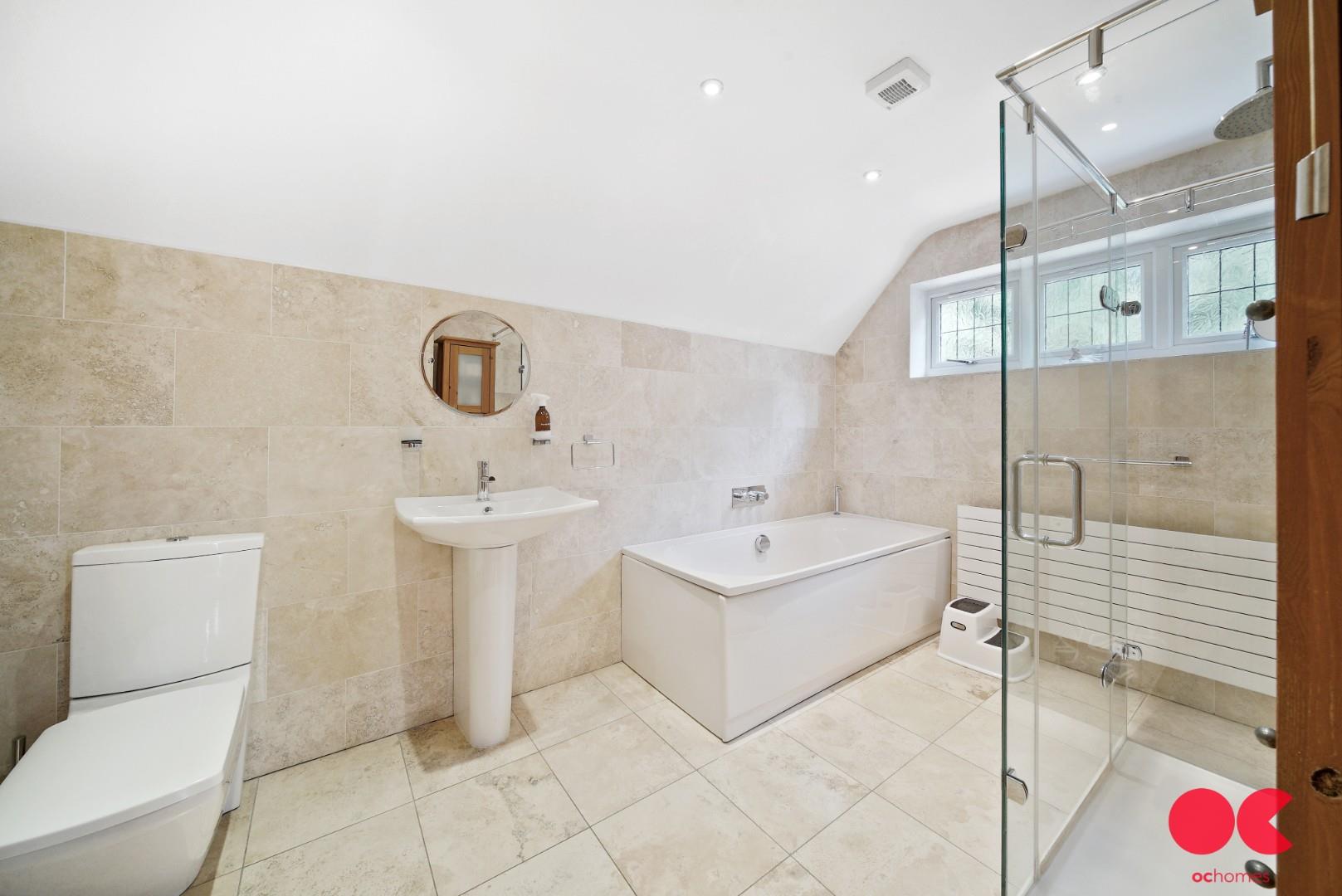 6 bed detached house for sale in Nelmes Way, Hornchurch  - Property Image 26