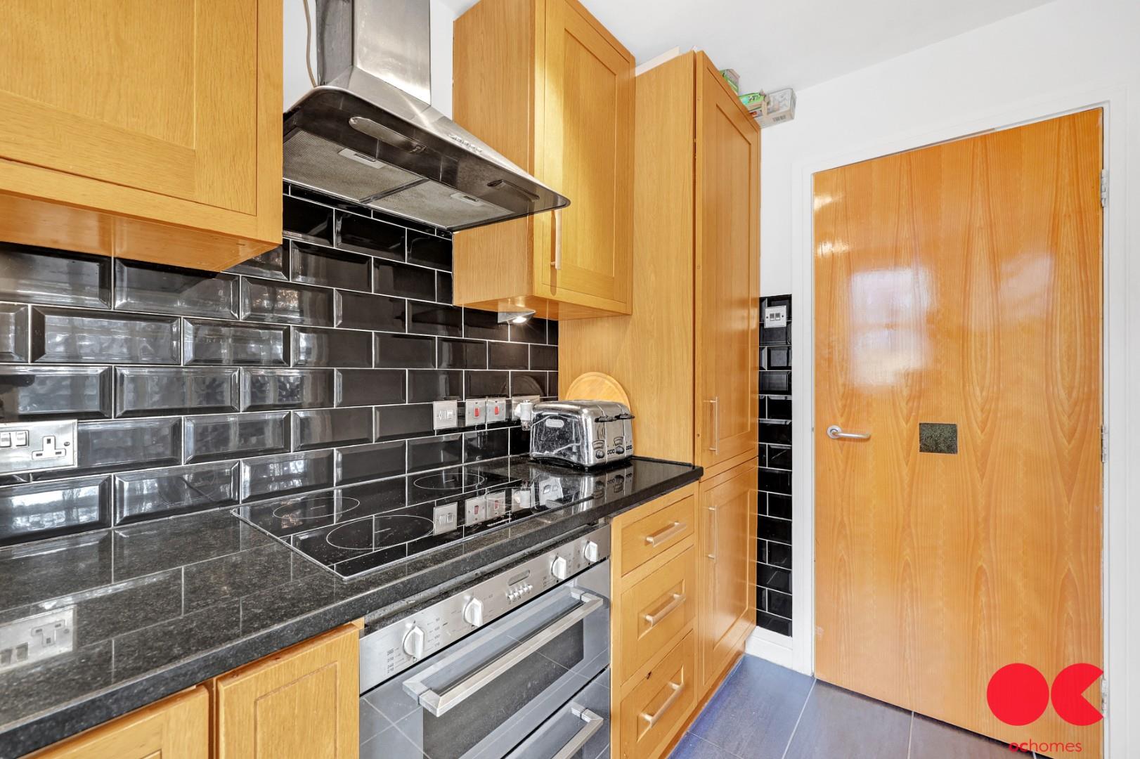 2 bed flat for sale in Equity Square, Shoreditch  - Property Image 10