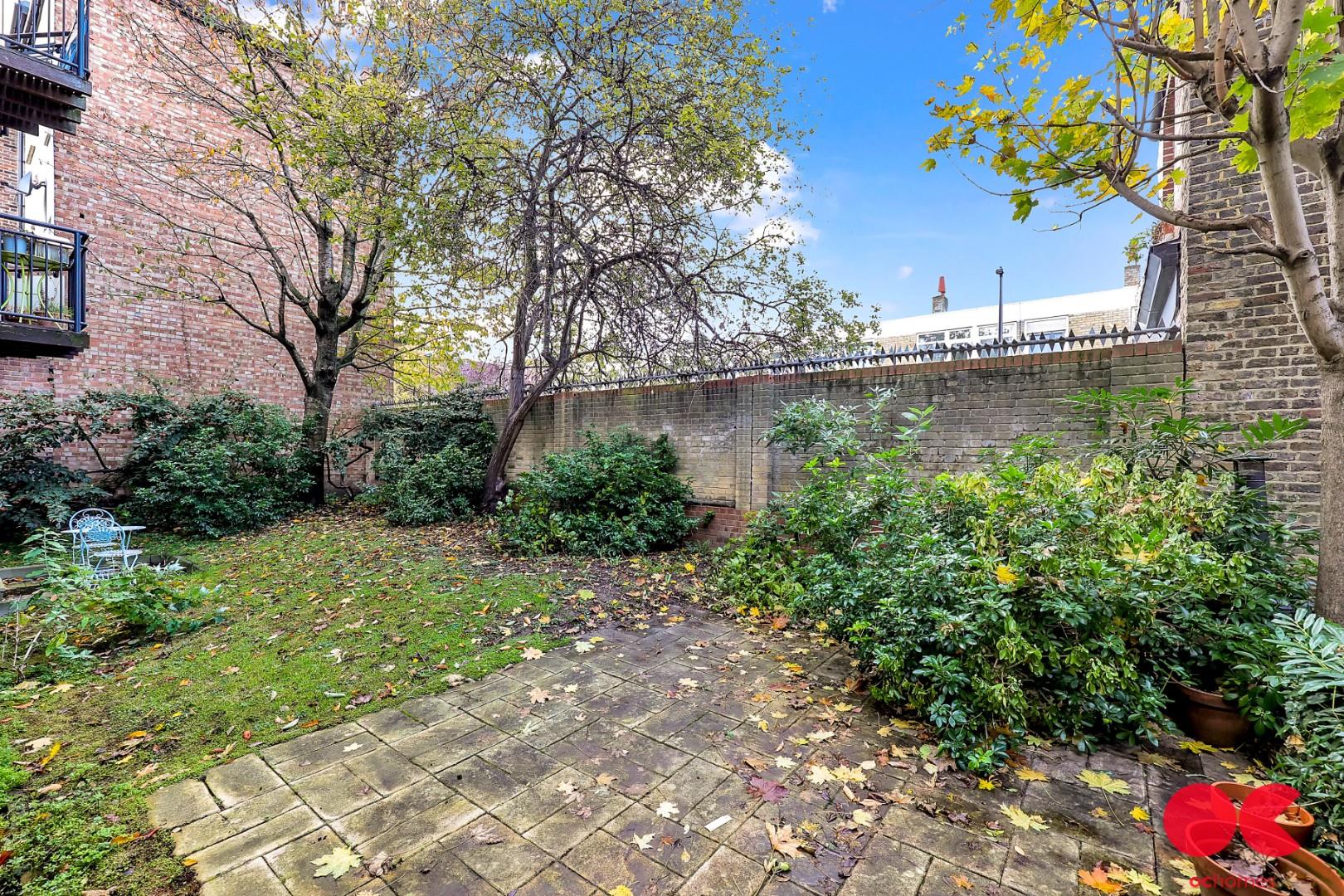 2 bed flat for sale in Equity Square, Shoreditch  - Property Image 8